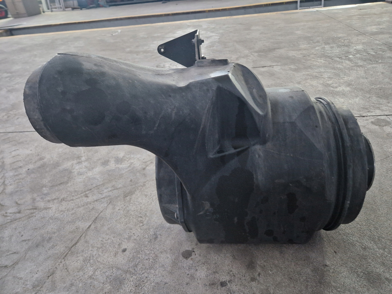 VOLVO OBUDOWA FILTRA POWIETRZA VOLVO FH 16 EURO 6 - Ilmansuodatin - Kuorma-auto: kuva VOLVO OBUDOWA FILTRA POWIETRZA VOLVO FH 16 EURO 6 - Ilmansuodatin - Kuorma-auto VOLVO OBUDOWA FILTRA POWIETRZA VOLVO FH 16 EURO 6 - Ilmansuodatin - Kuorma-auto: kuva VOLVO OBUDOWA FILTRA POWIETRZA VOLVO FH 16 EURO 6 - Ilmansuodatin - Kuorma-auto