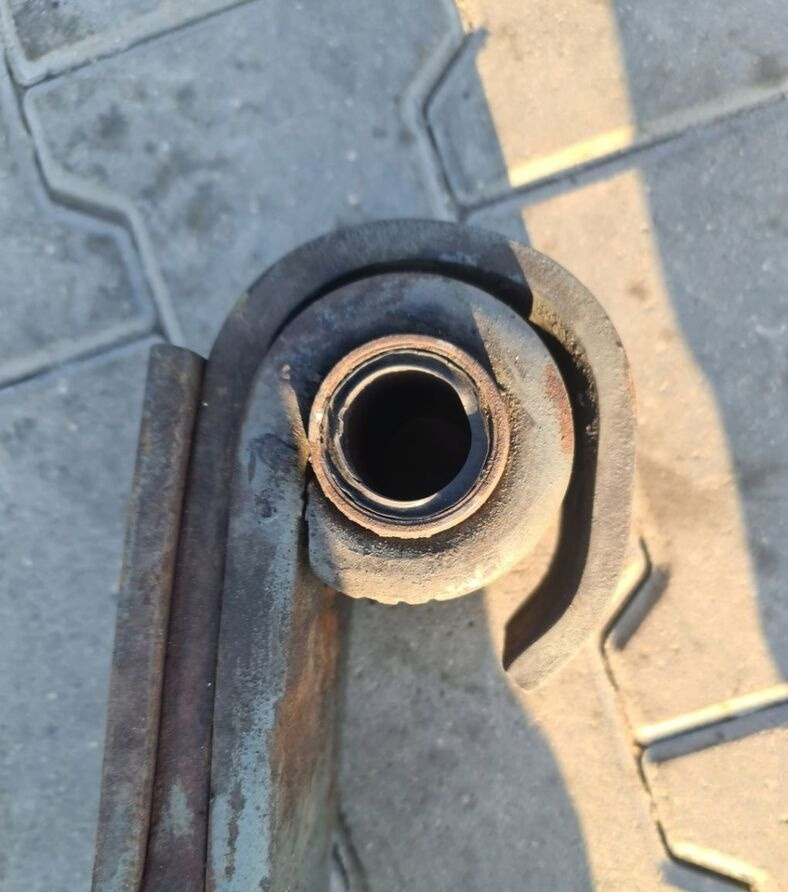 Volvo RESOR PRZEDNI PRZÓD 3 LAGOWY 3 PIÓRA VOLVO FH FM 257875 - Jousiripustin - Kuorma-auto: kuva Volvo RESOR PRZEDNI PRZÓD 3 LAGOWY 3 PIÓRA VOLVO FH FM 257875 - Jousiripustin - Kuorma-auto Volvo RESOR PRZEDNI PRZÓD 3 LAGOWY 3 PIÓRA VOLVO FH FM 257875 - Jousiripustin - Kuorma-auto: kuva Volvo RESOR PRZEDNI PRZÓD 3 LAGOWY 3 PIÓRA VOLVO FH FM 257875 - Jousiripustin - Kuorma-auto