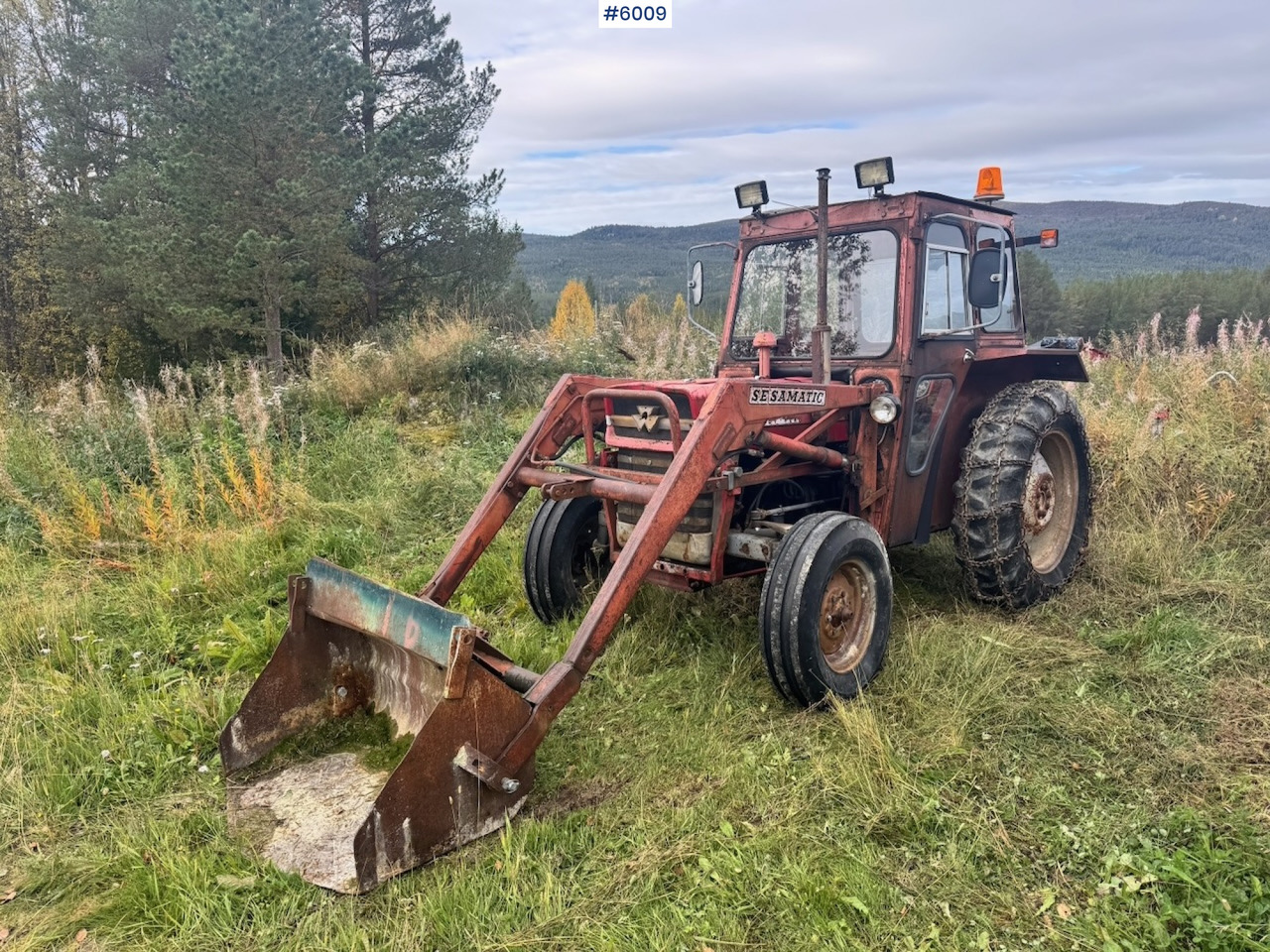 1971 Massey-Ferguson 135 incl. front loader, bucket, rear scraper, and log splitter/firewood machine - Traktori: kuva 1971 Massey-Ferguson 135 incl. front loader, bucket, rear scraper, and log splitter/firewood machine - Traktori 1971 Massey-Ferguson 135 incl. front loader, bucket, rear scraper, and log splitter/firewood machine - Traktori: kuva 1971 Massey-Ferguson 135 incl. front loader, bucket, rear scraper, and log splitter/firewood machine - Traktori