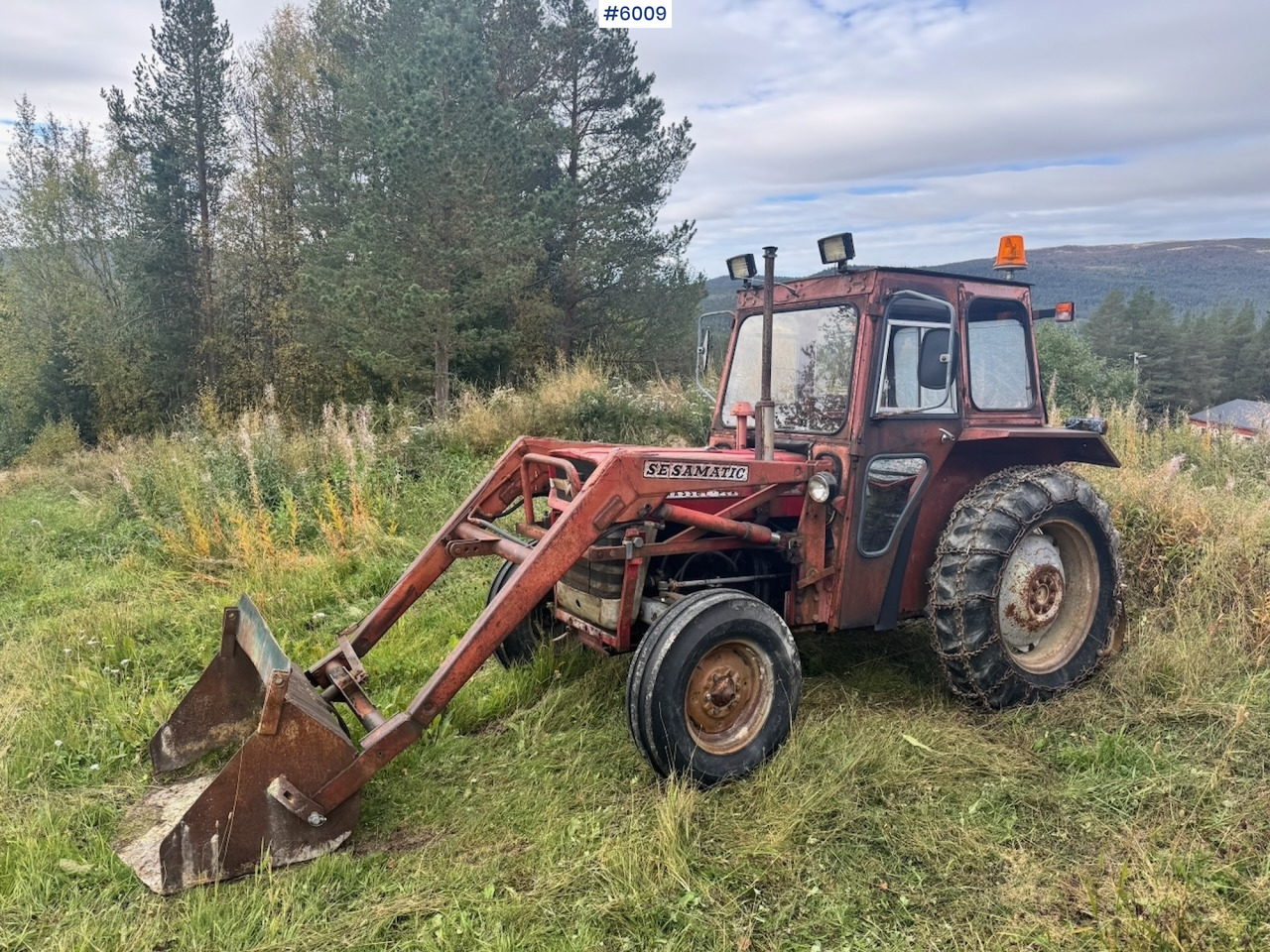 1971 Massey-Ferguson 135 incl. front loader, bucket, rear scraper, and log splitter/firewood machine - Traktori: kuva 1971 Massey-Ferguson 135 incl. front loader, bucket, rear scraper, and log splitter/firewood machine - Traktori 1971 Massey-Ferguson 135 incl. front loader, bucket, rear scraper, and log splitter/firewood machine - Traktori: kuva 1971 Massey-Ferguson 135 incl. front loader, bucket, rear scraper, and log splitter/firewood machine - Traktori