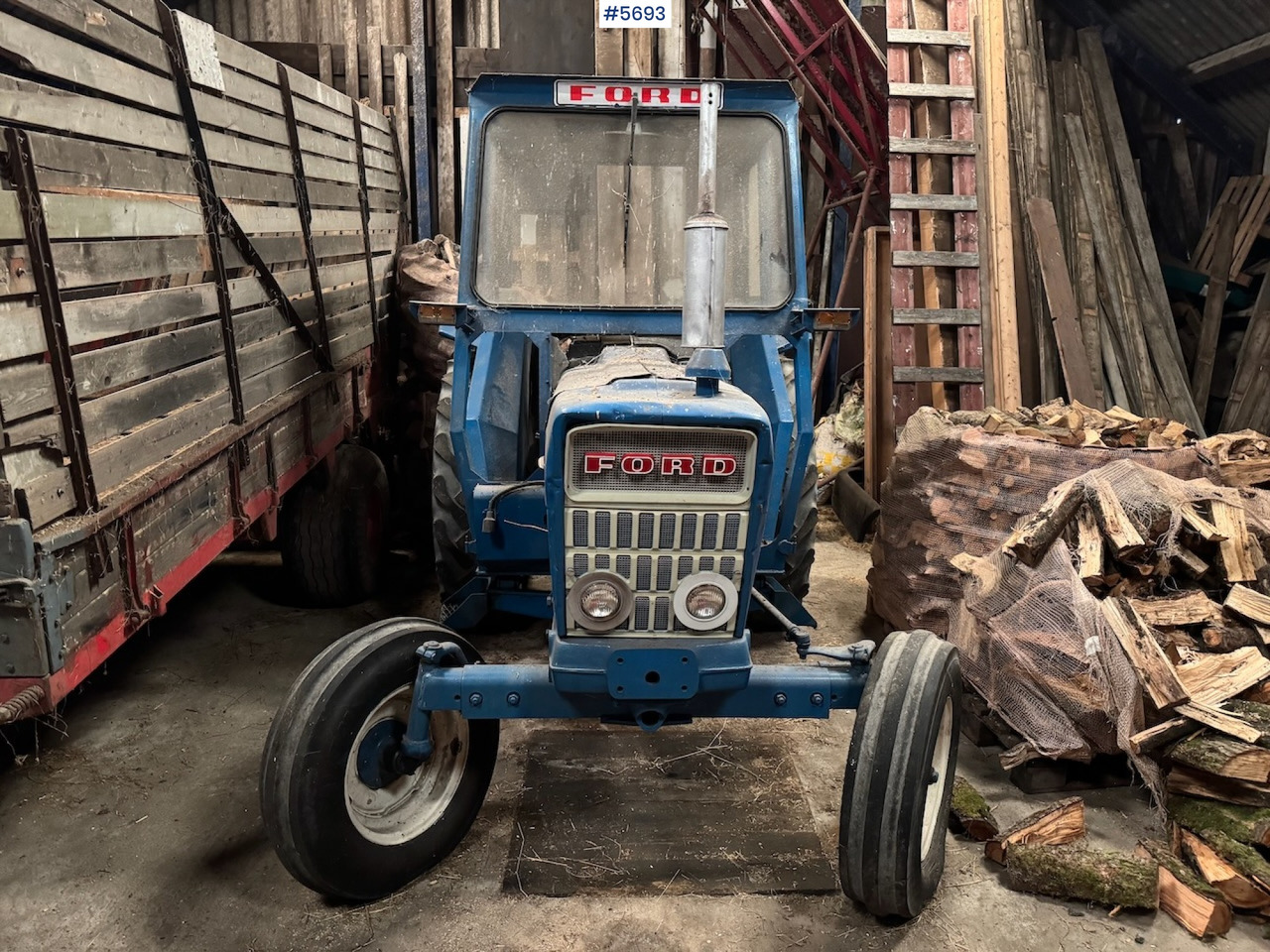 1975 Ford 4000 - Traktori: kuva 1975 Ford 4000 - Traktori 1975 Ford 4000 - Traktori: kuva 1975 Ford 4000 - Traktori