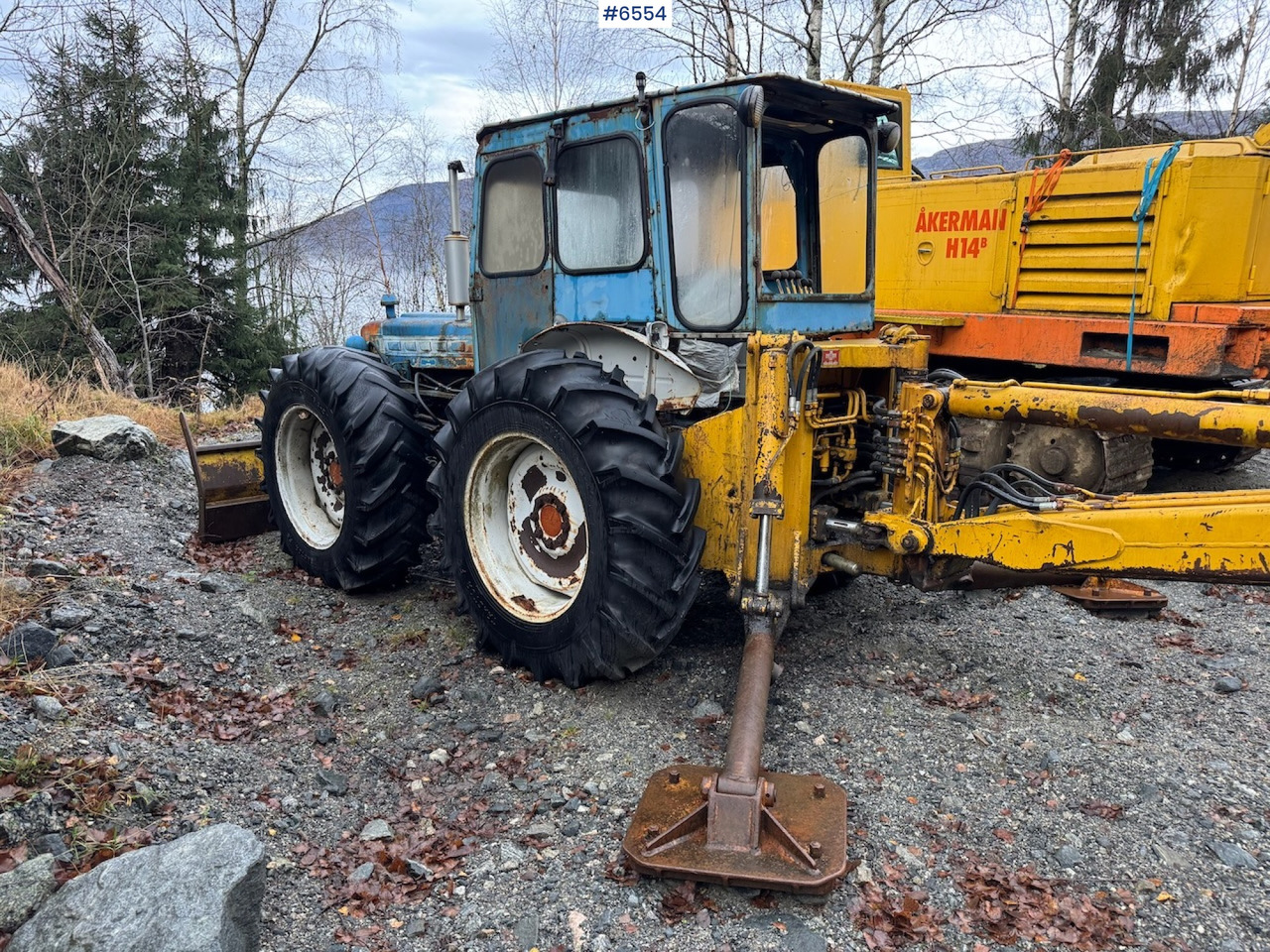 1976 Ford County 854T Super 4 w/ Hymas excavator attachment. - Traktori: kuva 1976 Ford County 854T Super 4 w/ Hymas excavator attachment. - Traktori 1976 Ford County 854T Super 4 w/ Hymas excavator attachment. - Traktori: kuva 1976 Ford County 854T Super 4 w/ Hymas excavator attachment. - Traktori