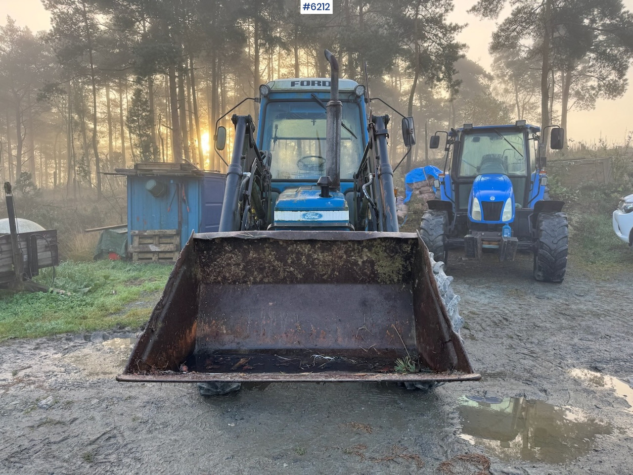 1982 Ford 5610 w/ front loader. - Traktori: kuva 1982 Ford 5610 w/ front loader. - Traktori 1982 Ford 5610 w/ front loader. - Traktori: kuva 1982 Ford 5610 w/ front loader. - Traktori