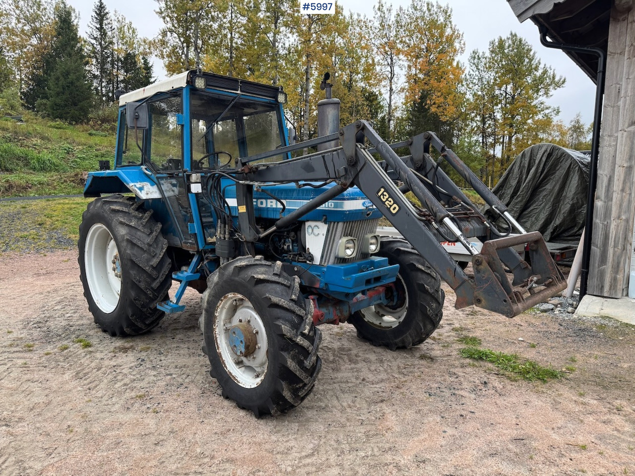 1983 Ford 5610 with Front Loader - Traktori: kuva 1983 Ford 5610 with Front Loader - Traktori 1983 Ford 5610 with Front Loader - Traktori: kuva 1983 Ford 5610 with Front Loader - Traktori