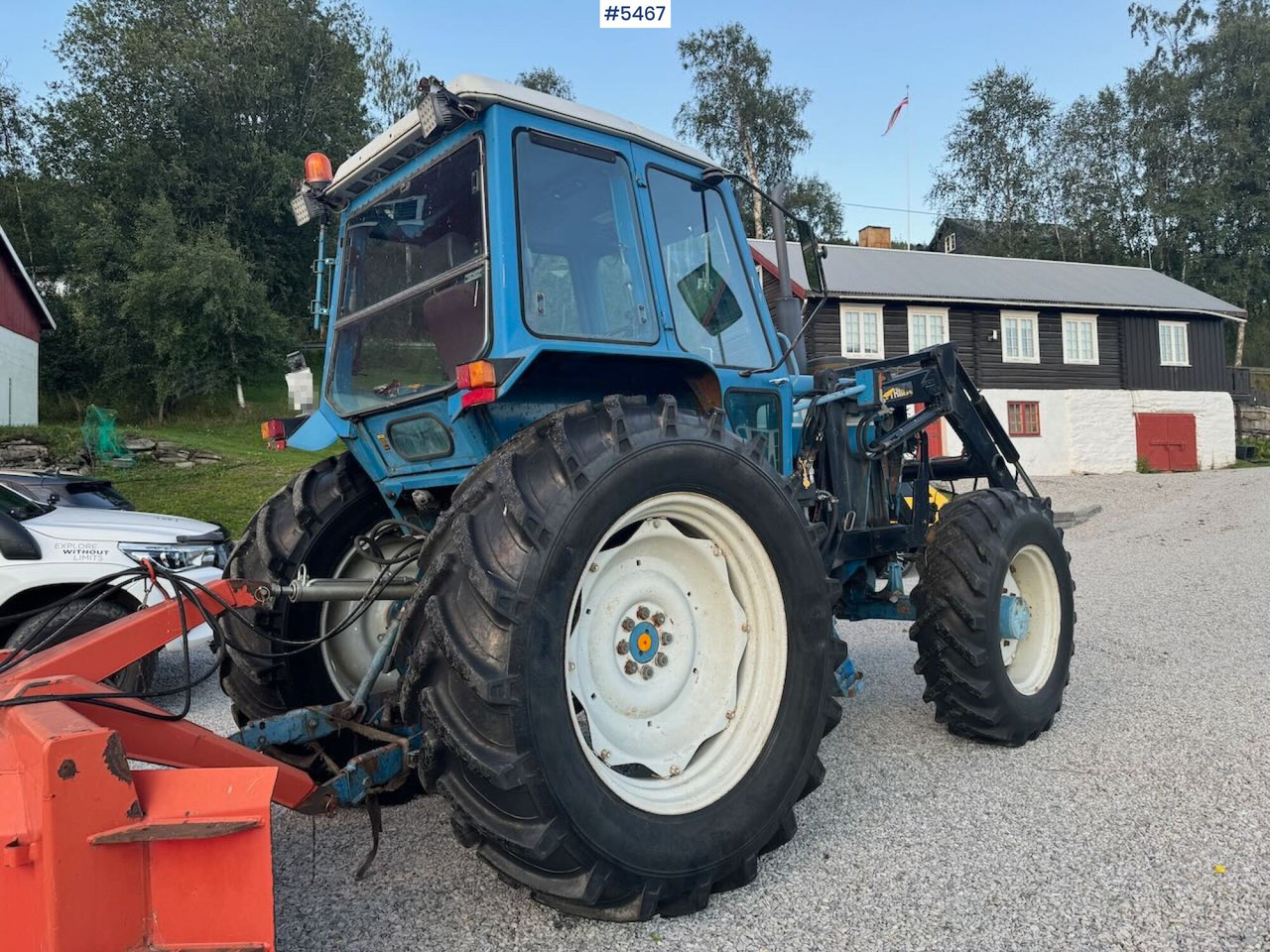 1983 Ford 7710 4x4 w/ frontloader - Traktori: kuva 1983 Ford 7710 4x4 w/ frontloader - Traktori 1983 Ford 7710 4x4 w/ frontloader - Traktori: kuva 1983 Ford 7710 4x4 w/ frontloader - Traktori