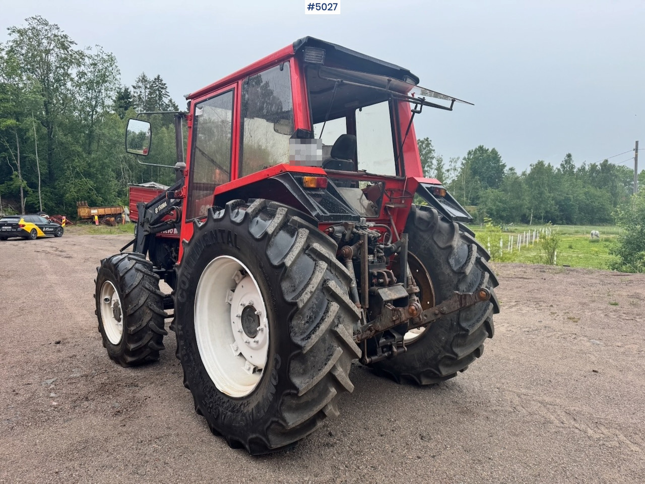 1985 Volvo Valmet 805 Turbo 4x4 w/ Front loader - Traktori: kuva 1985 Volvo Valmet 805 Turbo 4x4 w/ Front loader - Traktori 1985 Volvo Valmet 805 Turbo 4x4 w/ Front loader - Traktori: kuva 1985 Volvo Valmet 805 Turbo 4x4 w/ Front loader - Traktori