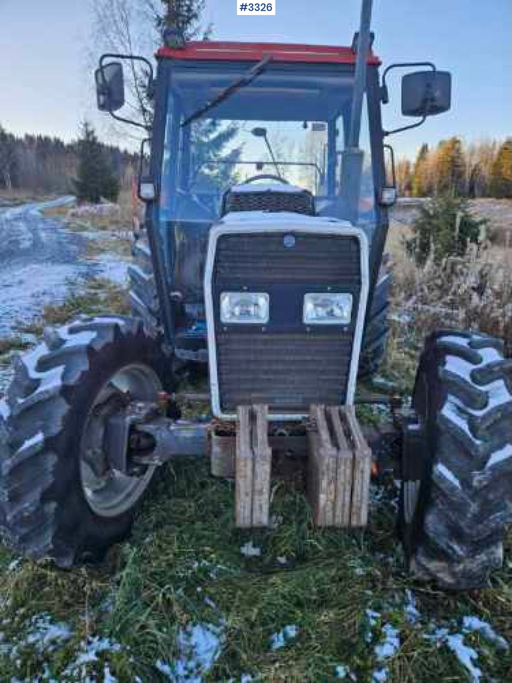 1987 Massey Ferguson 360 - Traktori: kuva 1987 Massey Ferguson 360 - Traktori 1987 Massey Ferguson 360 - Traktori: kuva 1987 Massey Ferguson 360 - Traktori