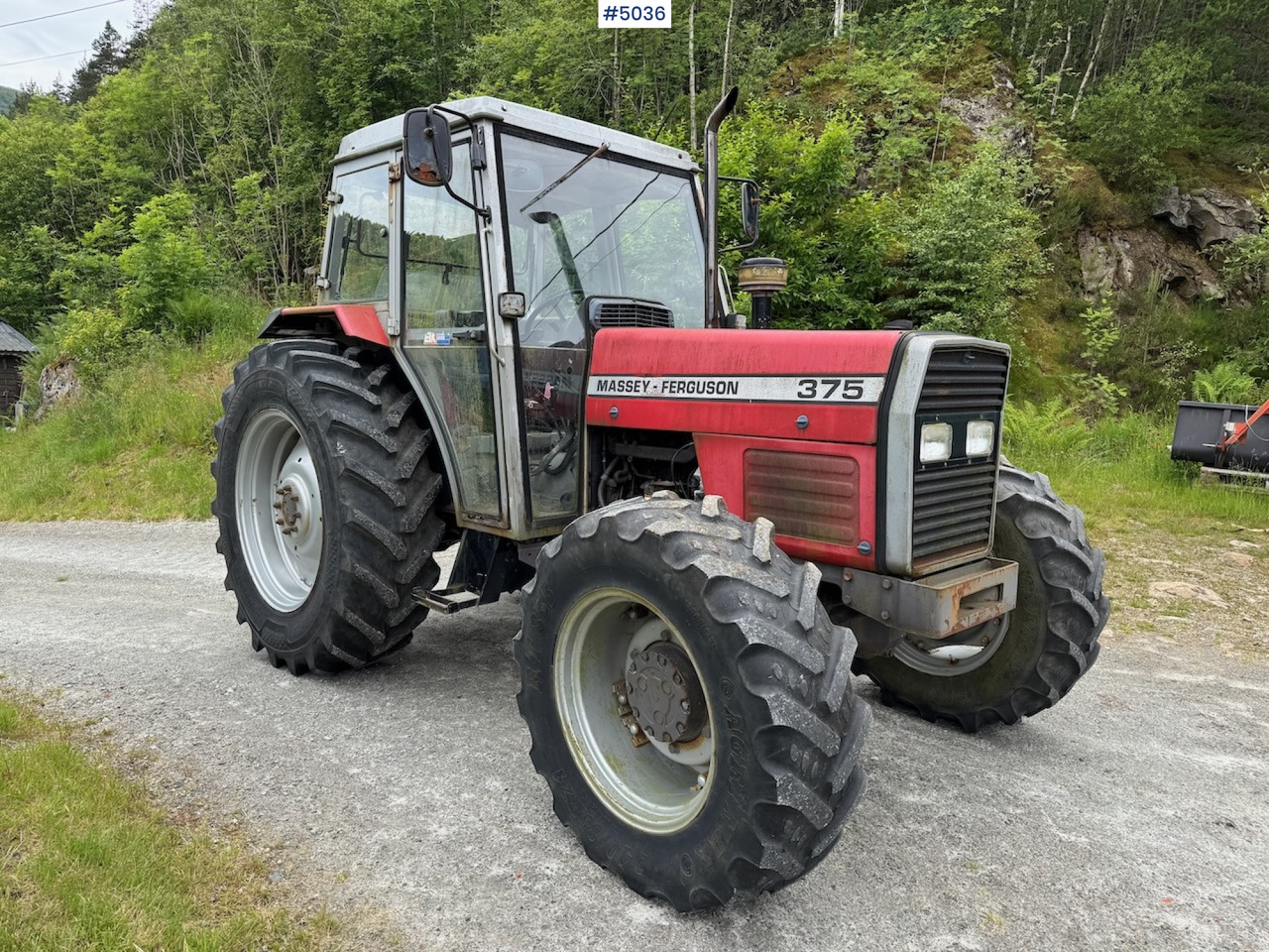1988 Massey Ferguson 375 - Traktori: kuva 1988 Massey Ferguson 375 - Traktori 1988 Massey Ferguson 375 - Traktori: kuva 1988 Massey Ferguson 375 - Traktori