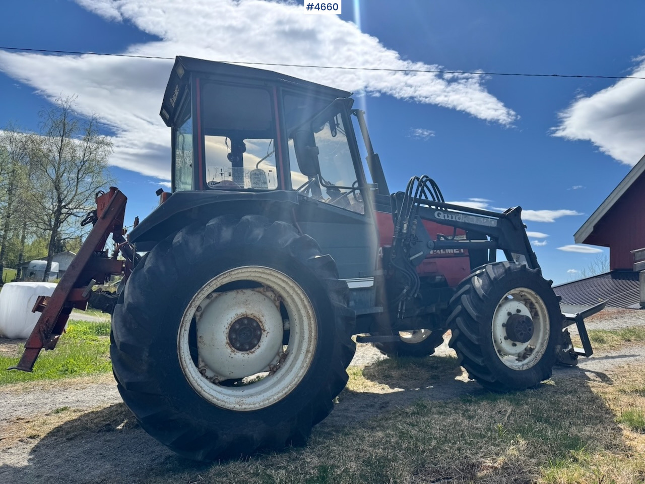 1989 Valmet 455 4x4 w/ Front loader - Traktori: kuva 1989 Valmet 455 4x4 w/ Front loader - Traktori 1989 Valmet 455 4x4 w/ Front loader - Traktori: kuva 1989 Valmet 455 4x4 w/ Front loader - Traktori