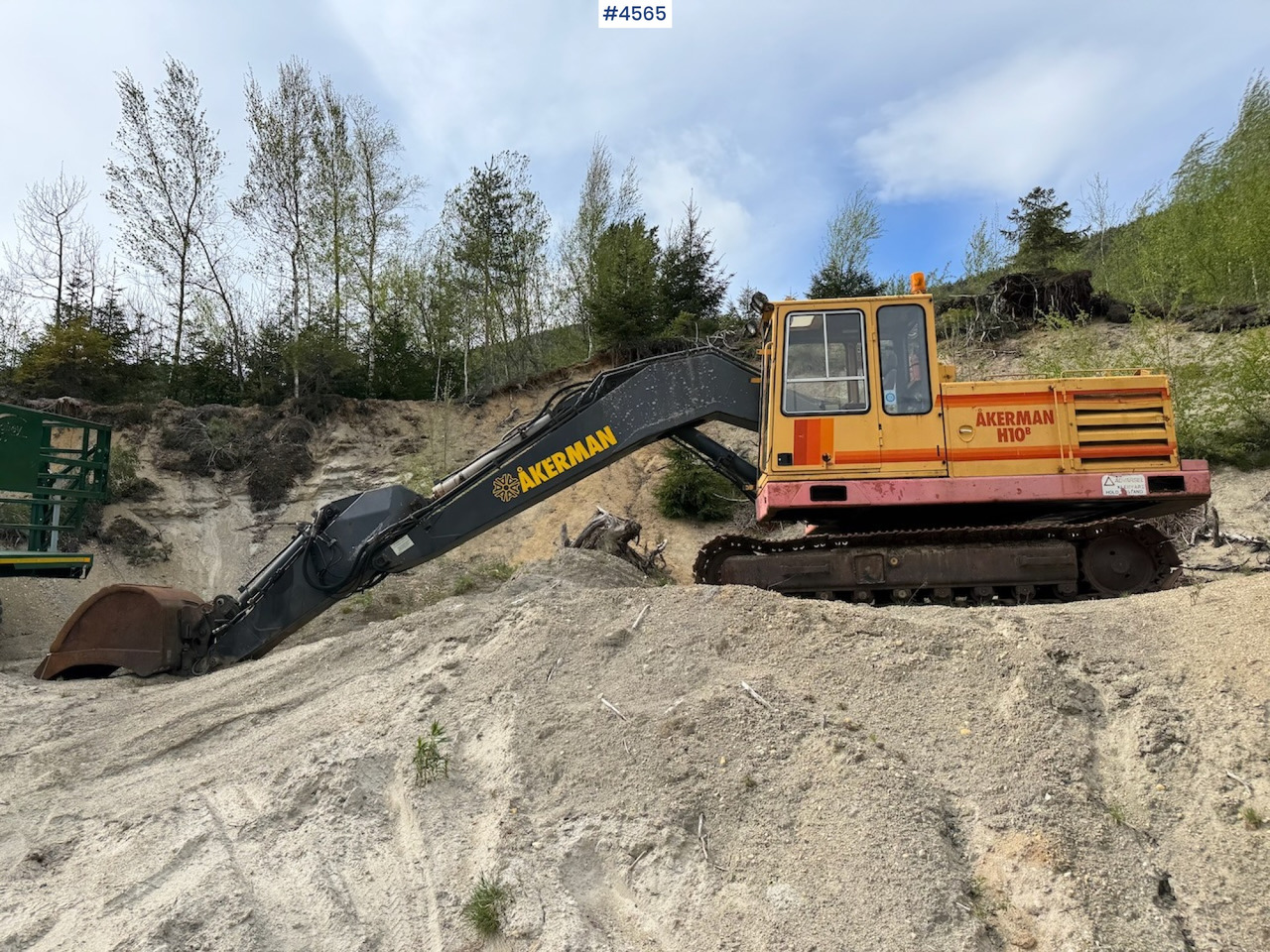 1990 Åkerman H10B - Kaivuri: kuva  1990 Åkerman H10B - Kaivuri 1990 Åkerman H10B - Kaivuri: kuva  1990 Åkerman H10B - Kaivuri