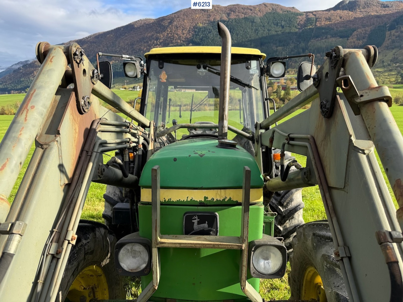 1990 John Deere 2850 Power Synchron w/ front loader. - Traktori: kuva 1990 John Deere 2850 Power Synchron w/ front loader. - Traktori 1990 John Deere 2850 Power Synchron w/ front loader. - Traktori: kuva 1990 John Deere 2850 Power Synchron w/ front loader. - Traktori