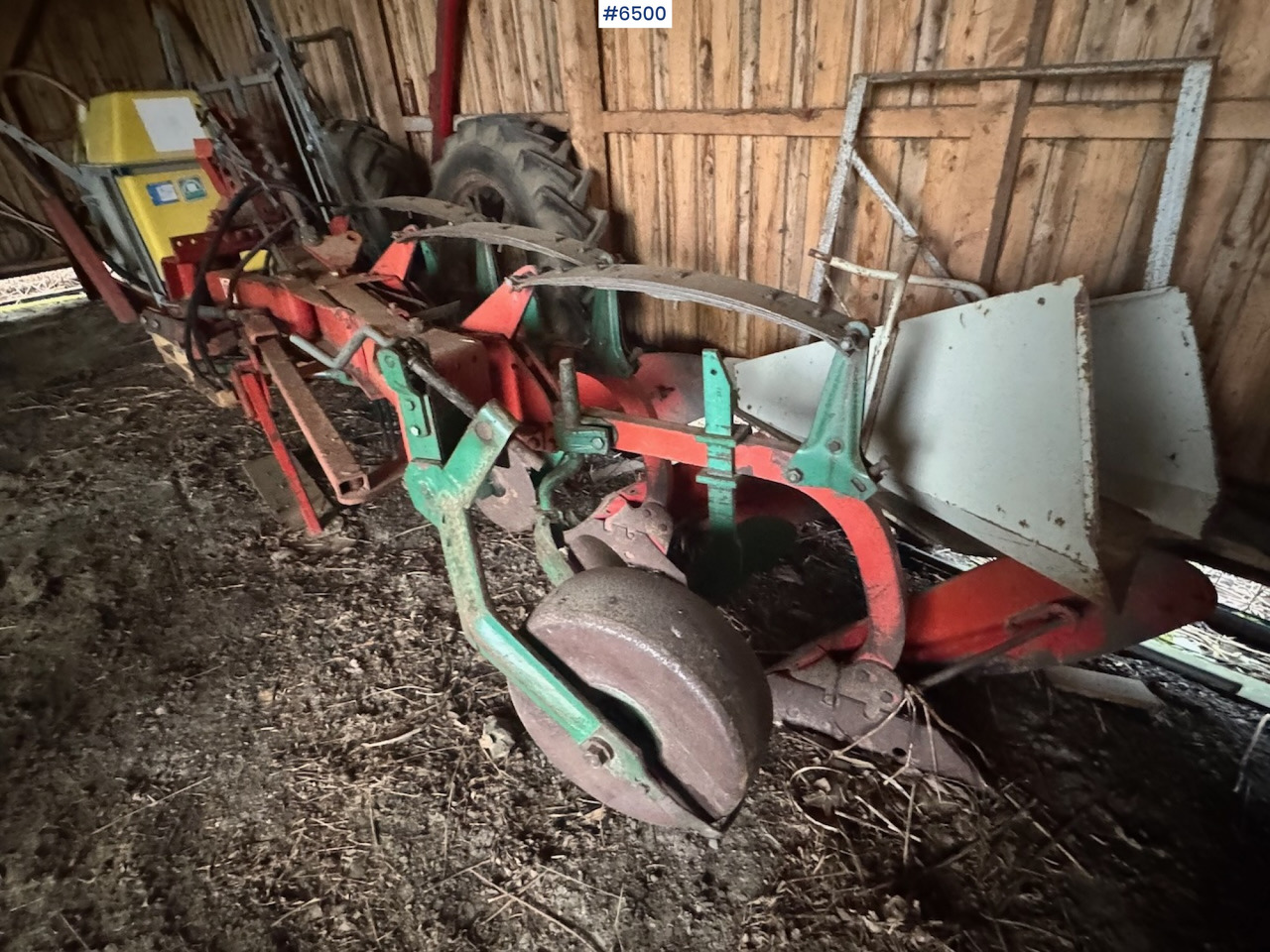 1990 Kverneland 3 furrow plough - Maanmuokkauskone: kuva 1990 Kverneland 3 furrow plough - Maanmuokkauskone 1990 Kverneland 3 furrow plough - Maanmuokkauskone: kuva 1990 Kverneland 3 furrow plough - Maanmuokkauskone