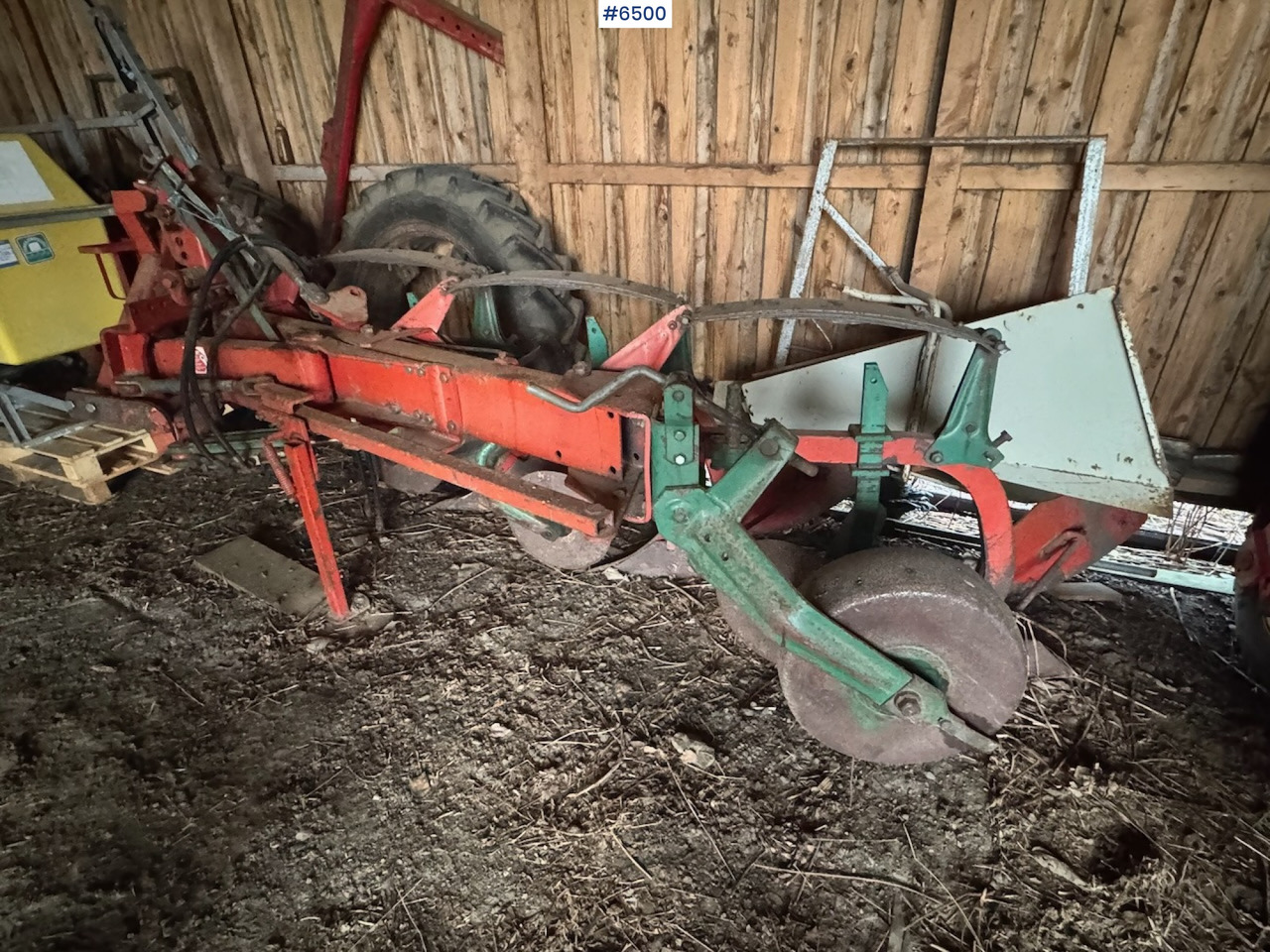 1990 Kverneland 3 furrow plough - Maanmuokkauskone: kuva 1990 Kverneland 3 furrow plough - Maanmuokkauskone 1990 Kverneland 3 furrow plough - Maanmuokkauskone: kuva 1990 Kverneland 3 furrow plough - Maanmuokkauskone