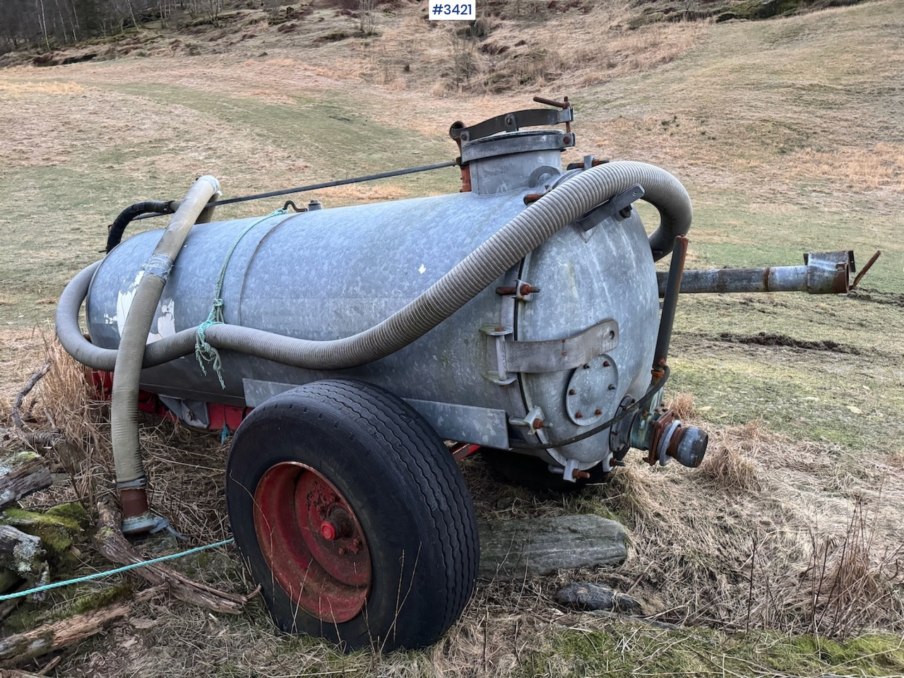 1990 Record Vacuum truck w/cannon - Heinäkone: kuva 1990 Record Vacuum truck w/cannon - Heinäkone 1990 Record Vacuum truck w/cannon - Heinäkone: kuva 1990 Record Vacuum truck w/cannon - Heinäkone