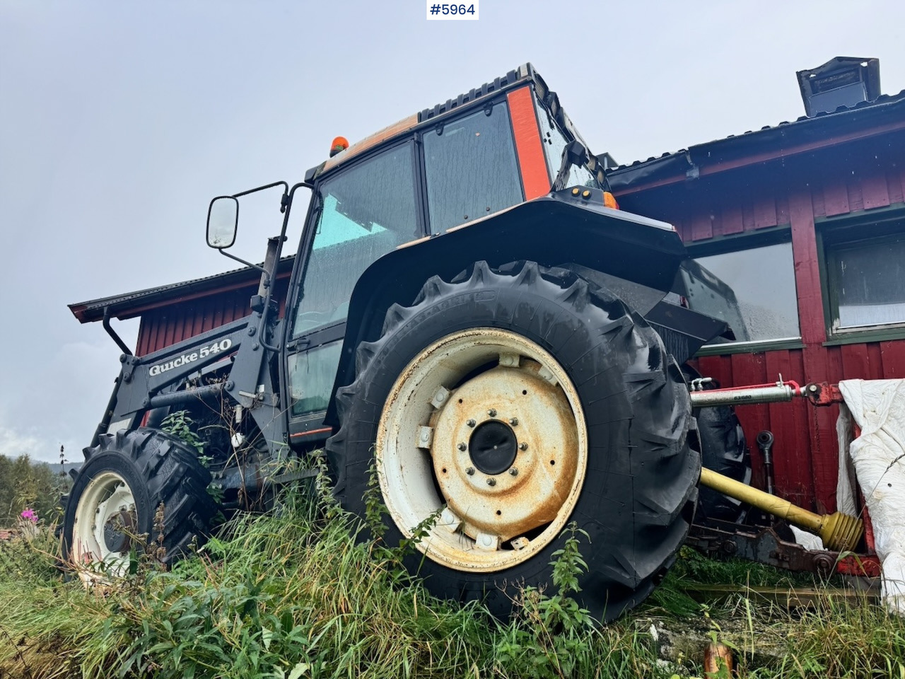 1991 Valmet 6100 Turbo with front loader and bucket - Traktori: kuva 1991 Valmet 6100 Turbo with front loader and bucket - Traktori 1991 Valmet 6100 Turbo with front loader and bucket - Traktori: kuva 1991 Valmet 6100 Turbo with front loader and bucket - Traktori