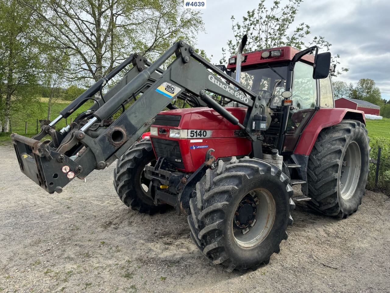 Traktori 1996 CASE IH 5140 Maxxum Plus w/ front loader: kuva Traktori 1996 CASE IH 5140 Maxxum Plus w/ front loader
