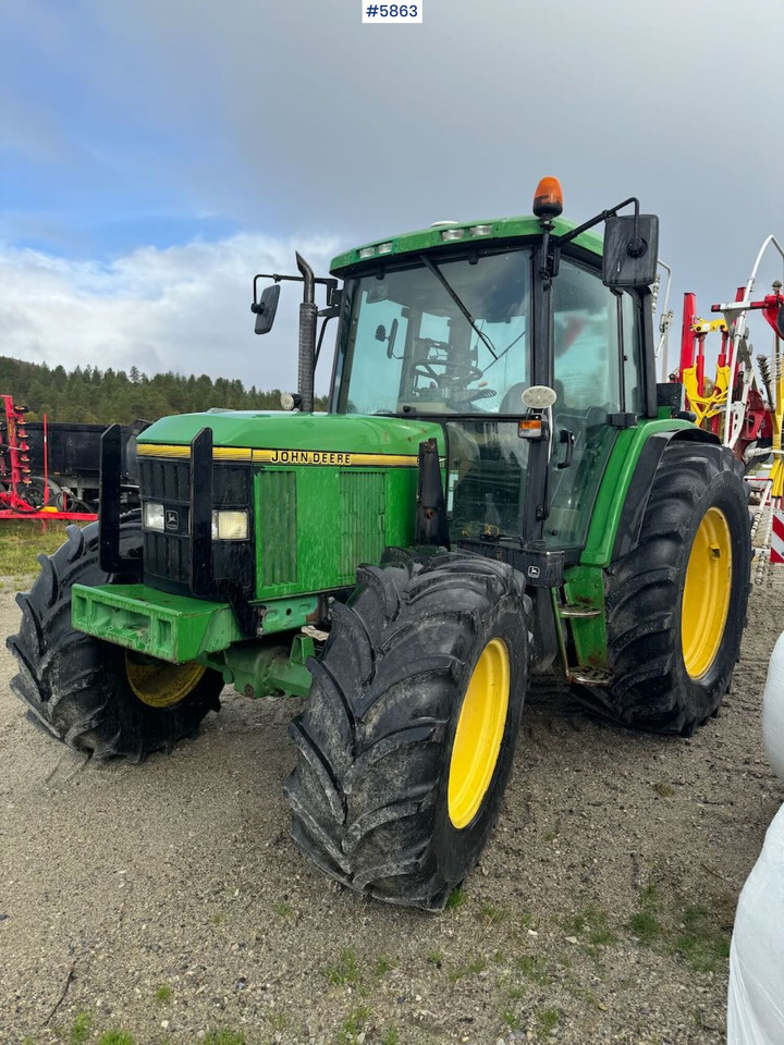 1996 John Deere 6400 4x4 w/ front loader. - Traktori: kuva 1996 John Deere 6400 4x4 w/ front loader. - Traktori 1996 John Deere 6400 4x4 w/ front loader. - Traktori: kuva 1996 John Deere 6400 4x4 w/ front loader. - Traktori