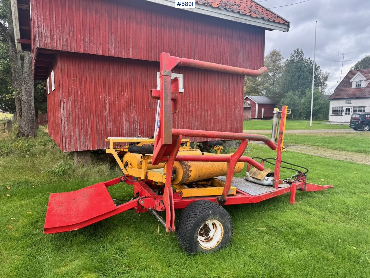 1997 Tellefsdal AW4000 round bale wrapper - Heinäkone: kuva 1997 Tellefsdal AW4000 round bale wrapper - Heinäkone 1997 Tellefsdal AW4000 round bale wrapper - Heinäkone: kuva 1997 Tellefsdal AW4000 round bale wrapper - Heinäkone