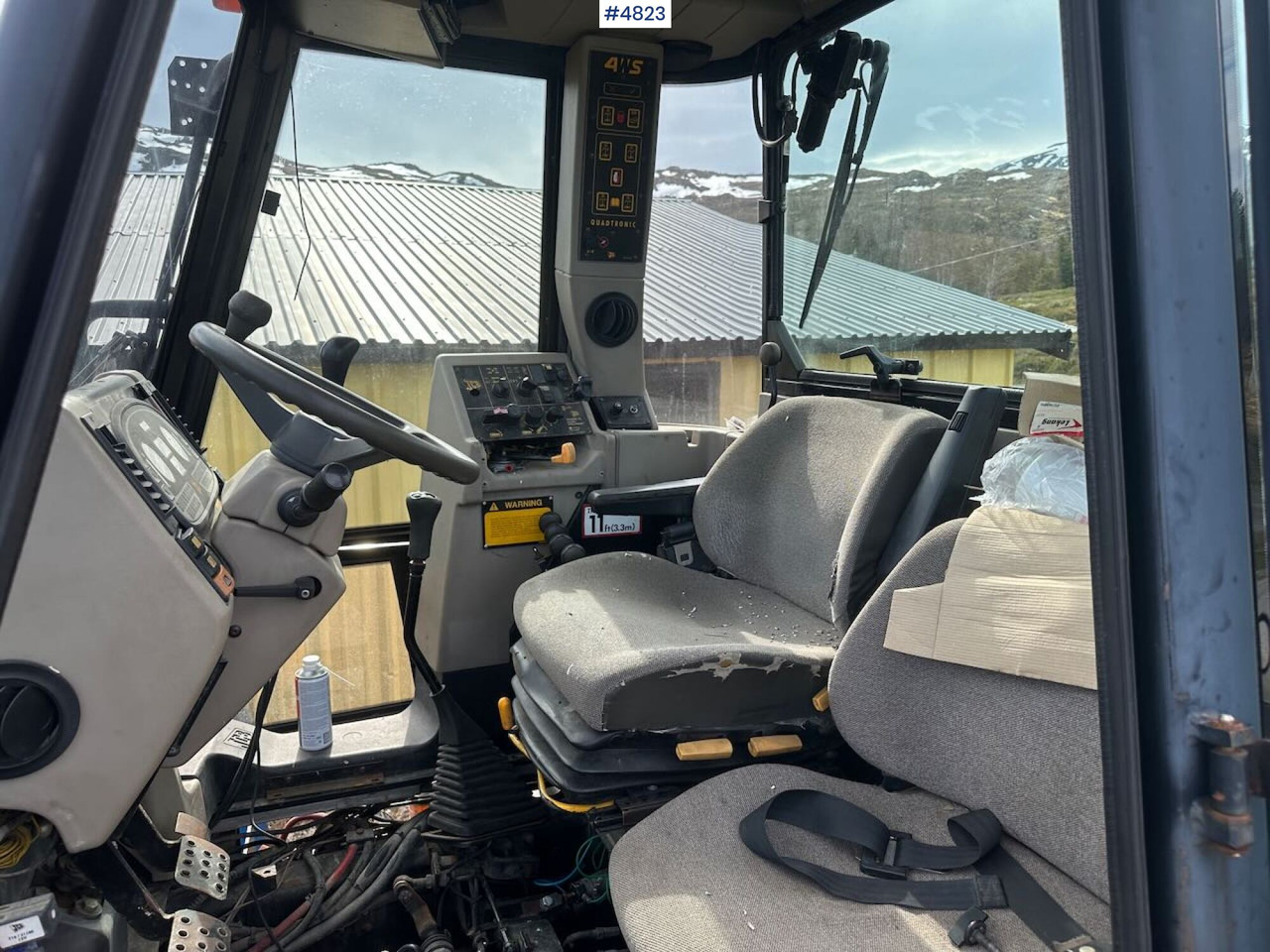 Traktori 2000 JCB Fastrac 4x4 tractor w/ loader, 2 new tires, gravel bucket or snow bucket. WATCH VIDEO.: kuva Traktori 2000 JCB Fastrac 4x4 tractor w/ loader, 2 new tires, gravel bucket or snow bucket. WATCH VIDEO.