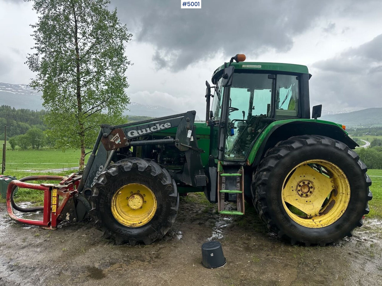 2000 John Deere 6610 4x4 tractor w/ front loader. - Traktori: kuva 2000 John Deere 6610 4x4 tractor w/ front loader. - Traktori 2000 John Deere 6610 4x4 tractor w/ front loader. - Traktori: kuva 2000 John Deere 6610 4x4 tractor w/ front loader. - Traktori