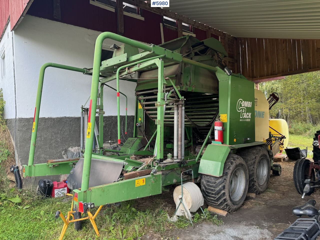 2001 Krone Combipack 1500 - Heinäkone: kuva 2001 Krone Combipack 1500 - Heinäkone 2001 Krone Combipack 1500 - Heinäkone: kuva 2001 Krone Combipack 1500 - Heinäkone