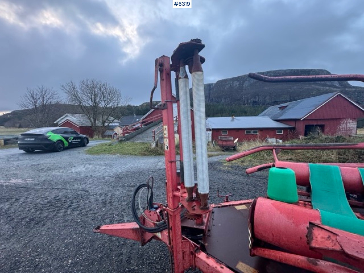 2002 Kverneland UN 7515 round bale wrapper - Heinäkone: kuva 2002 Kverneland UN 7515 round bale wrapper - Heinäkone 2002 Kverneland UN 7515 round bale wrapper - Heinäkone: kuva 2002 Kverneland UN 7515 round bale wrapper - Heinäkone