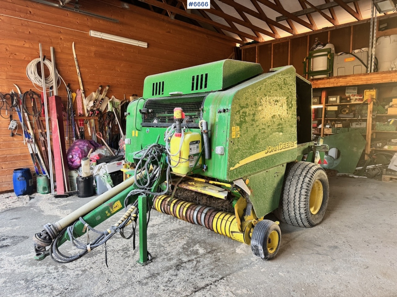 2003 John Deere 578 Round Baler. - Heinäkone: kuva 2003 John Deere 578 Round Baler. - Heinäkone 2003 John Deere 578 Round Baler. - Heinäkone: kuva 2003 John Deere 578 Round Baler. - Heinäkone
