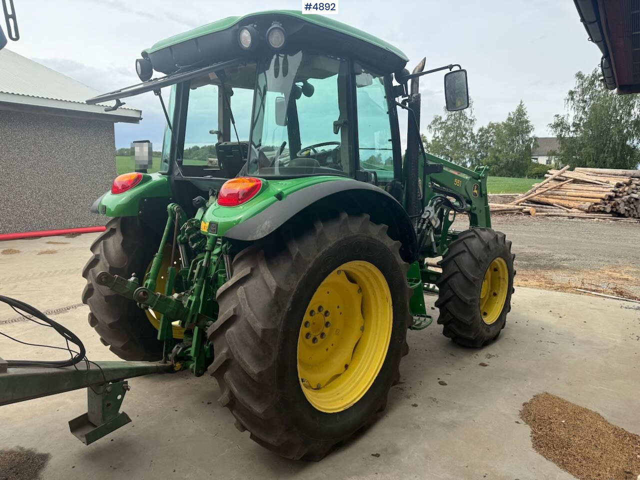 2004 John Deere 5720 4x4 w/ front loader - Traktori: kuva 2004 John Deere 5720 4x4 w/ front loader - Traktori 2004 John Deere 5720 4x4 w/ front loader - Traktori: kuva 2004 John Deere 5720 4x4 w/ front loader - Traktori