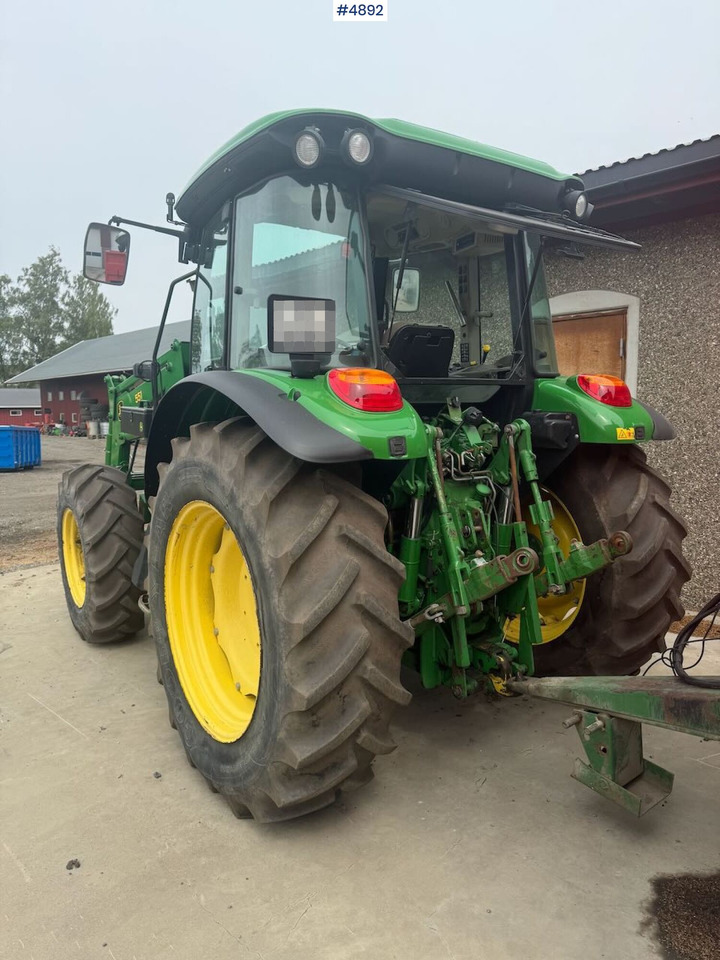 2004 John Deere 5720 4x4 w/ front loader - Traktori: kuva 2004 John Deere 5720 4x4 w/ front loader - Traktori 2004 John Deere 5720 4x4 w/ front loader - Traktori: kuva 2004 John Deere 5720 4x4 w/ front loader - Traktori
