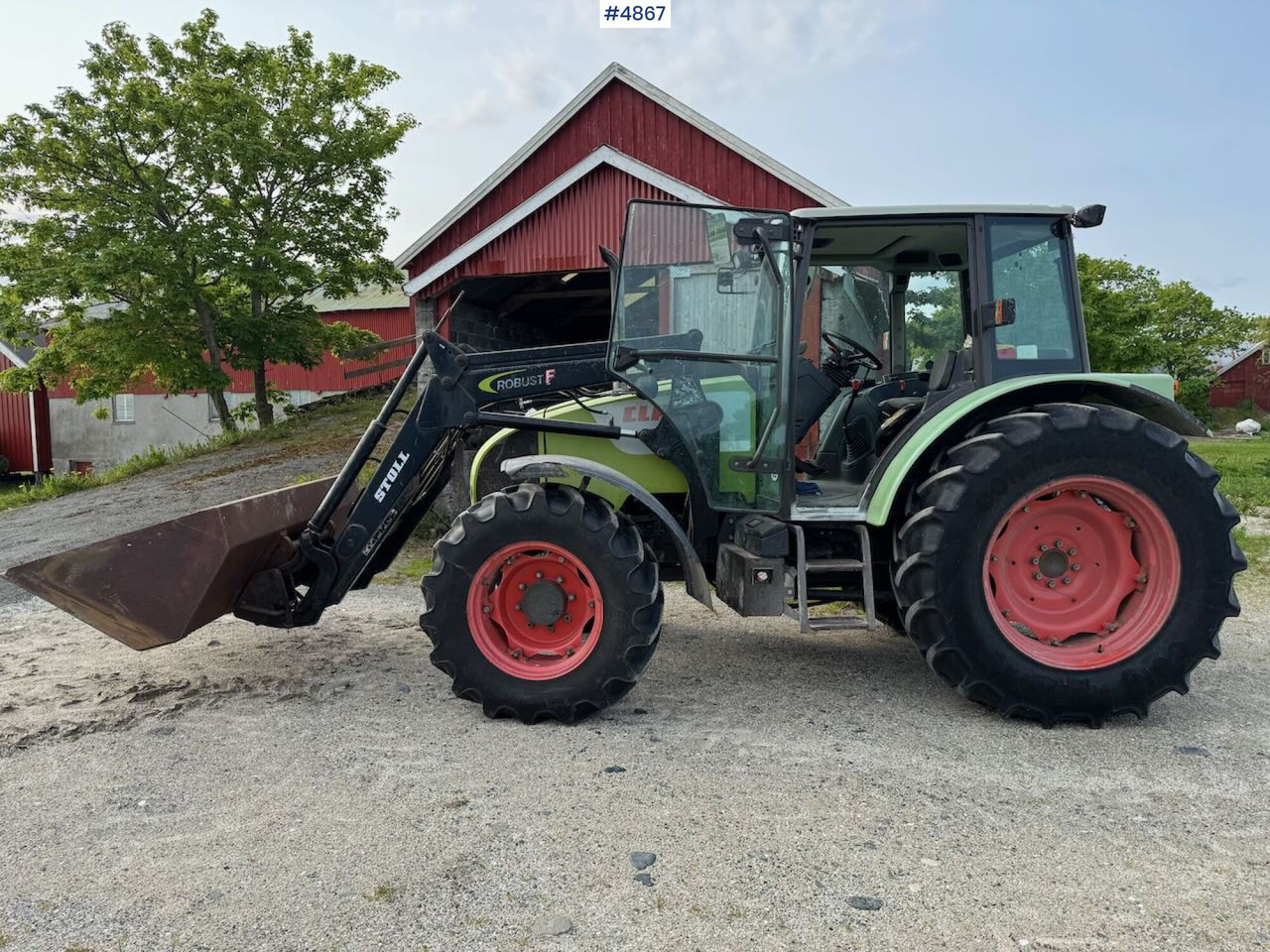 2007 Claas Celtis 446 with front loader, pallet forks, and bucket - Traktori: kuva 2007 Claas Celtis 446 with front loader, pallet forks, and bucket - Traktori 2007 Claas Celtis 446 with front loader, pallet forks, and bucket - Traktori: kuva 2007 Claas Celtis 446 with front loader, pallet forks, and bucket - Traktori