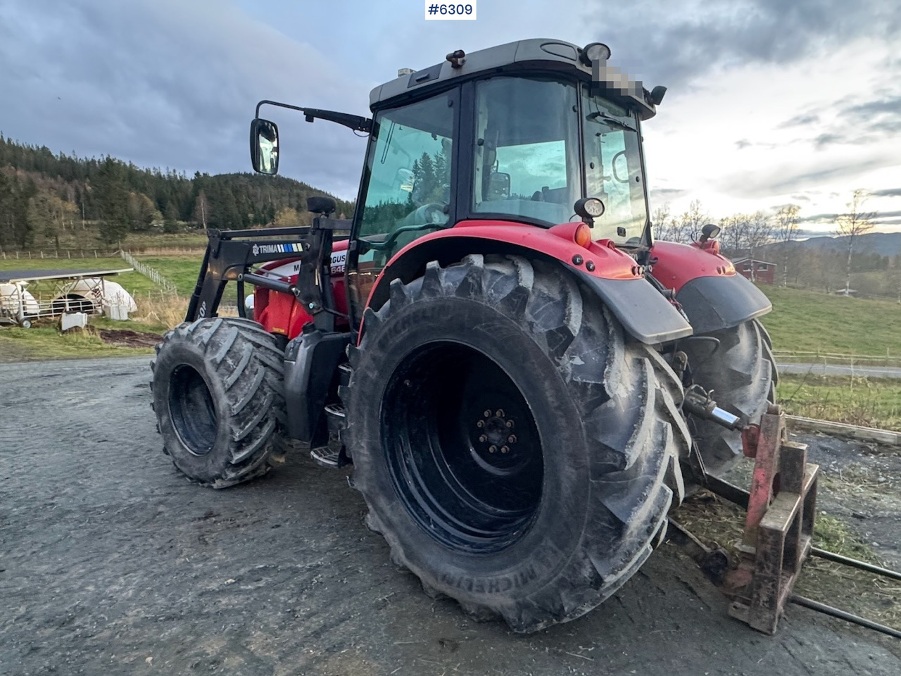 2007 Massey Ferguson 6465 Dyna 6 w/ front loader with 3rd function! - Traktori: kuva 2007 Massey Ferguson 6465 Dyna 6 w/ front loader with 3rd function! - Traktori 2007 Massey Ferguson 6465 Dyna 6 w/ front loader with 3rd function! - Traktori: kuva 2007 Massey Ferguson 6465 Dyna 6 w/ front loader with 3rd function! - Traktori