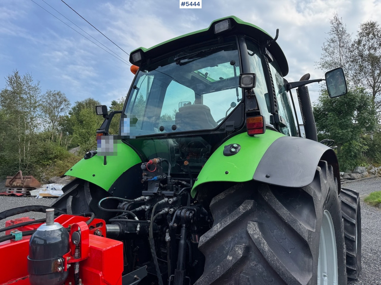 2008 Deutz Fahr Agrotron 150.7 w/ front loader. - Traktori: kuva 2008 Deutz Fahr Agrotron 150.7 w/ front loader. - Traktori 2008 Deutz Fahr Agrotron 150.7 w/ front loader. - Traktori: kuva 2008 Deutz Fahr Agrotron 150.7 w/ front loader. - Traktori