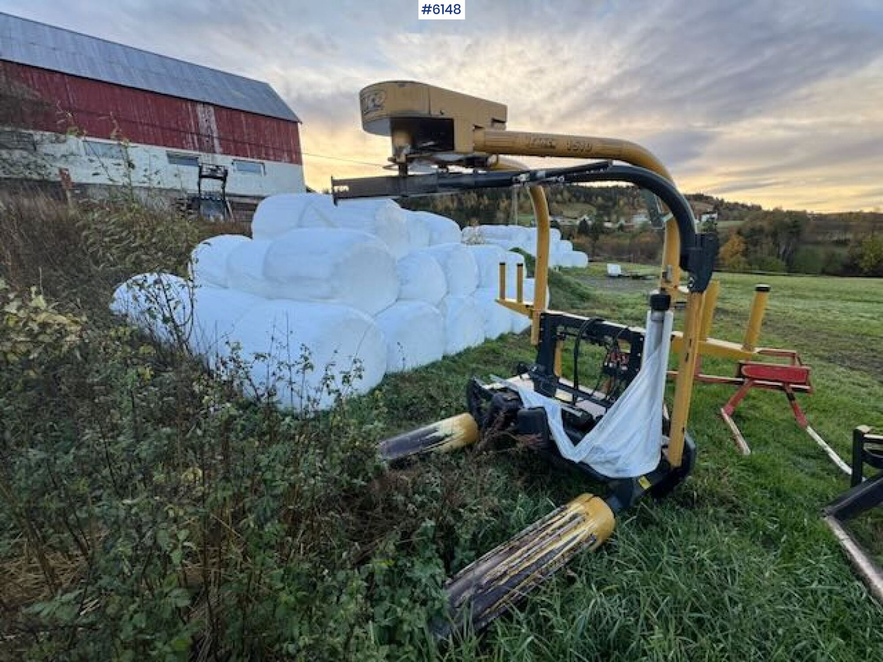 2008 Tanco A1510EH Autowrap round bale wrapper - Heinäkone: kuva 2008 Tanco A1510EH Autowrap round bale wrapper - Heinäkone 2008 Tanco A1510EH Autowrap round bale wrapper - Heinäkone: kuva 2008 Tanco A1510EH Autowrap round bale wrapper - Heinäkone