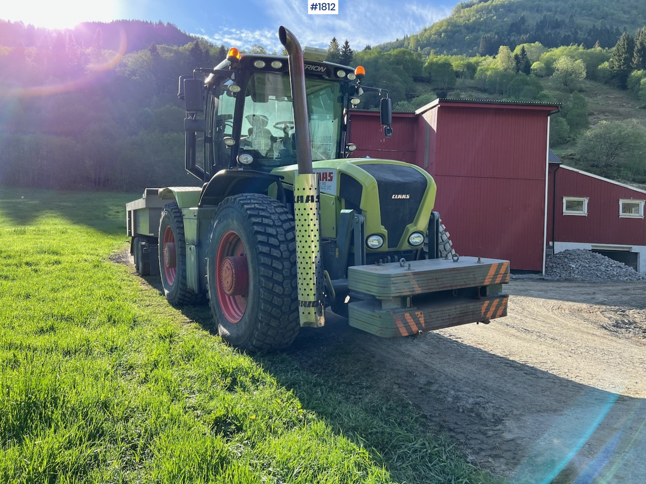 2009 Claas Xerion 3800 - Traktori: kuva 2009 Claas Xerion 3800 - Traktori 2009 Claas Xerion 3800 - Traktori: kuva 2009 Claas Xerion 3800 - Traktori