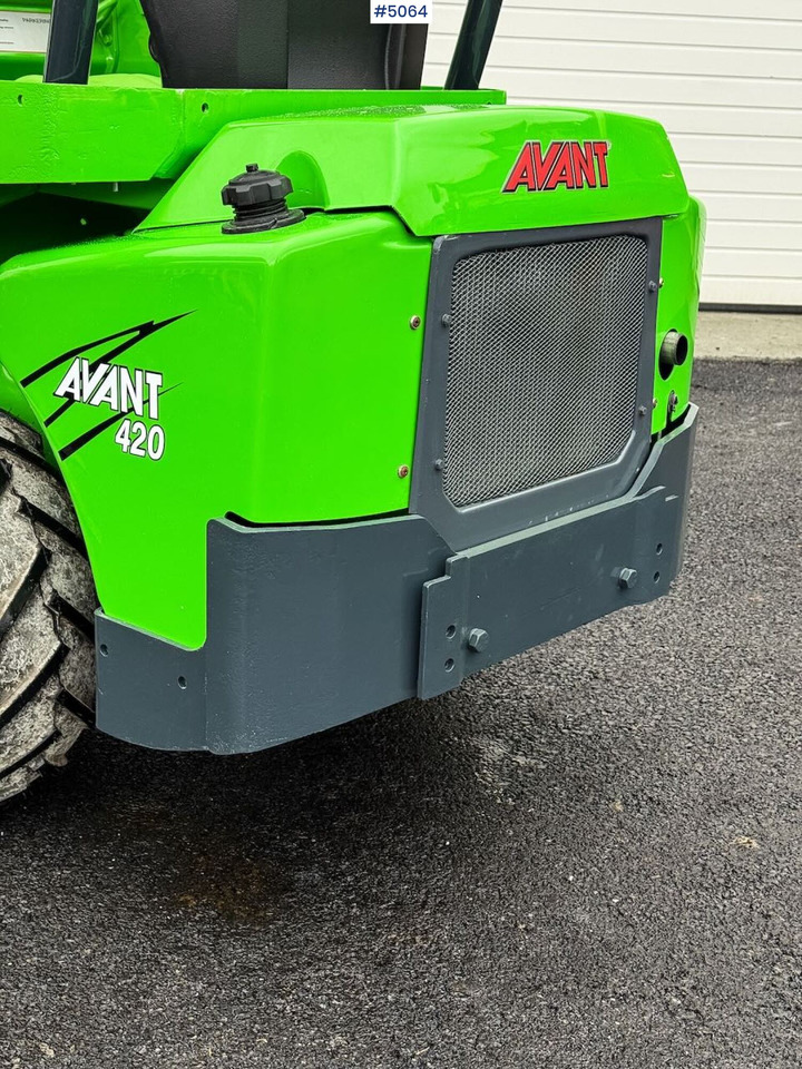2012 Avant M420 w/ bucket NEWLY SERVICED - Pienkuormaaja: kuva 2012 Avant M420 w/ bucket NEWLY SERVICED - Pienkuormaaja 2012 Avant M420 w/ bucket NEWLY SERVICED - Pienkuormaaja: kuva 2012 Avant M420 w/ bucket NEWLY SERVICED - Pienkuormaaja