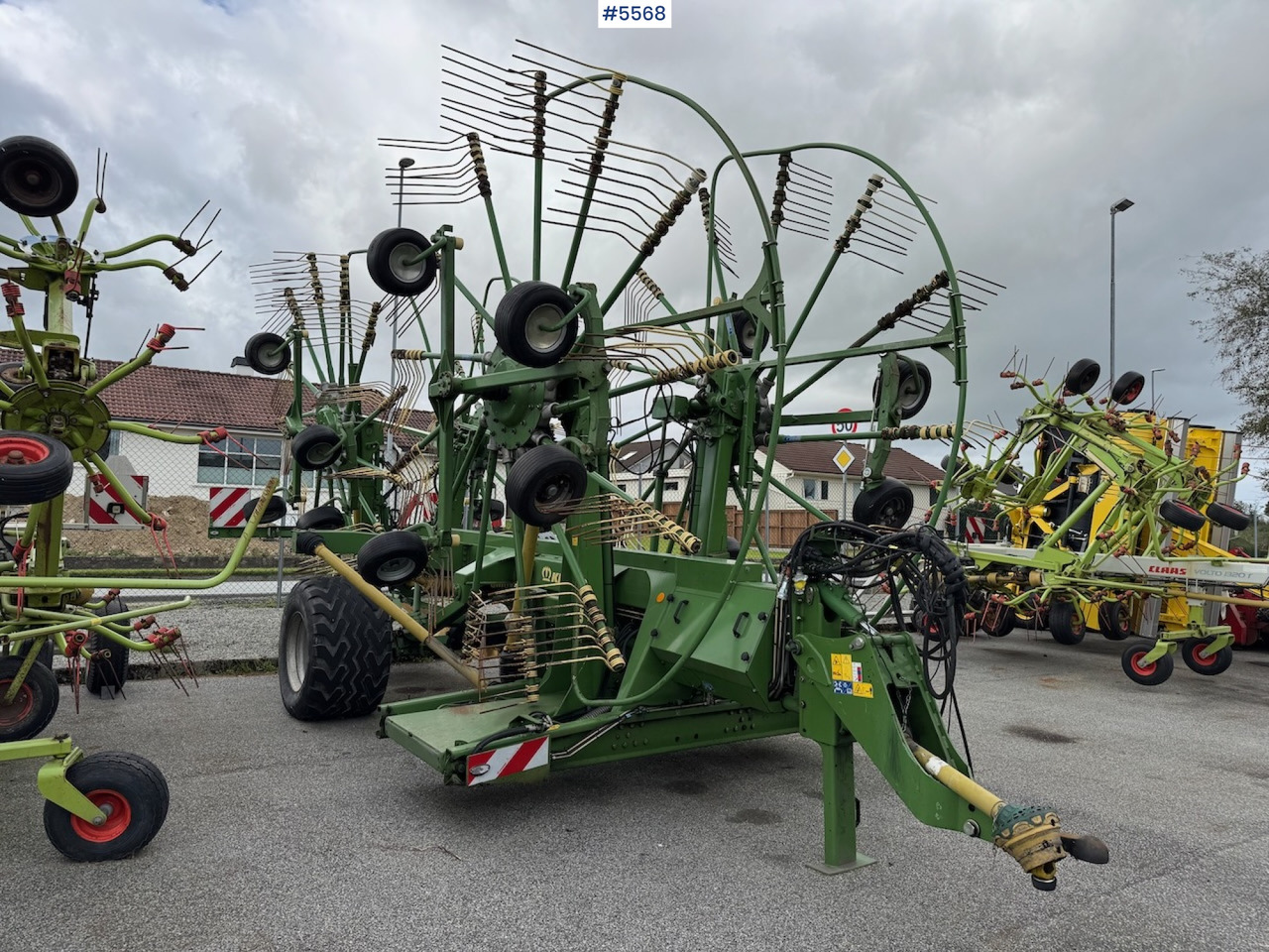 2013 Krone Sawdro 1400 Plus - Heinäkone: kuva 2013 Krone Sawdro 1400 Plus - Heinäkone 2013 Krone Sawdro 1400 Plus - Heinäkone: kuva 2013 Krone Sawdro 1400 Plus - Heinäkone