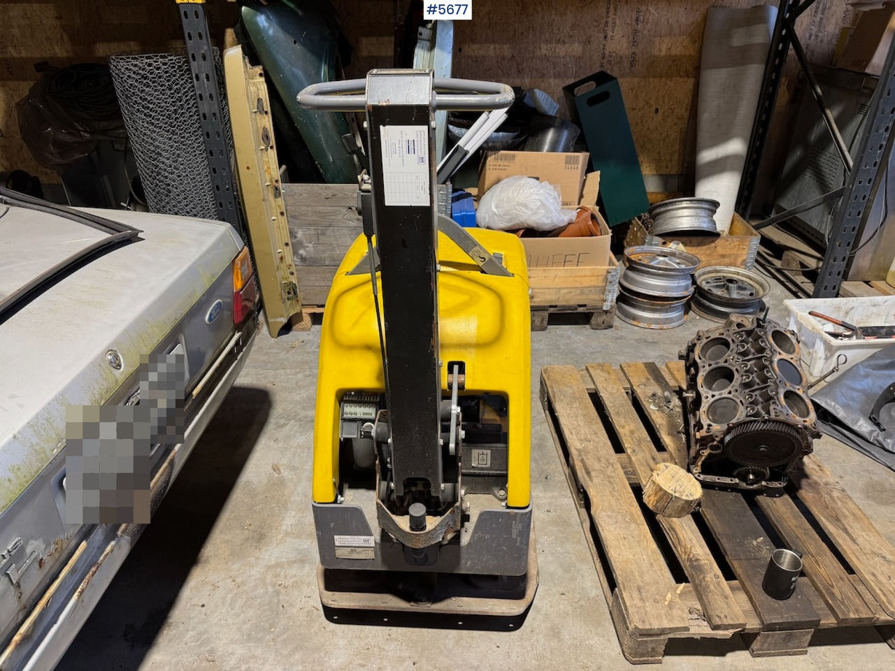 2015 Atlas Copco LG 400 Vibro Plate. - Tärylevy: kuva 2015 Atlas Copco LG 400 Vibro Plate. - Tärylevy 2015 Atlas Copco LG 400 Vibro Plate. - Tärylevy: kuva 2015 Atlas Copco LG 400 Vibro Plate. - Tärylevy