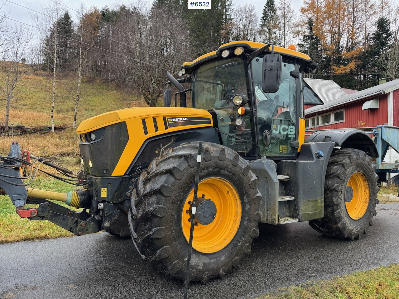 2015 JCB Fastrack 4220 w/ front hydraulics, front PTO and plow plate. Low hours! - Traktori: kuva 2015 JCB Fastrack 4220 w/ front hydraulics, front PTO and plow plate. Low hours! - Traktori 2015 JCB Fastrack 4220 w/ front hydraulics, front PTO and plow plate. Low hours! - Traktori: kuva 2015 JCB Fastrack 4220 w/ front hydraulics, front PTO and plow plate. Low hours! - Traktori