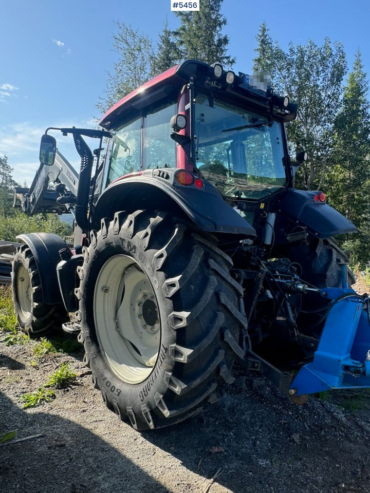 2015 Valtra N123 w/ front loader - Traktori: kuva 2015 Valtra N123 w/ front loader - Traktori 2015 Valtra N123 w/ front loader - Traktori: kuva 2015 Valtra N123 w/ front loader - Traktori