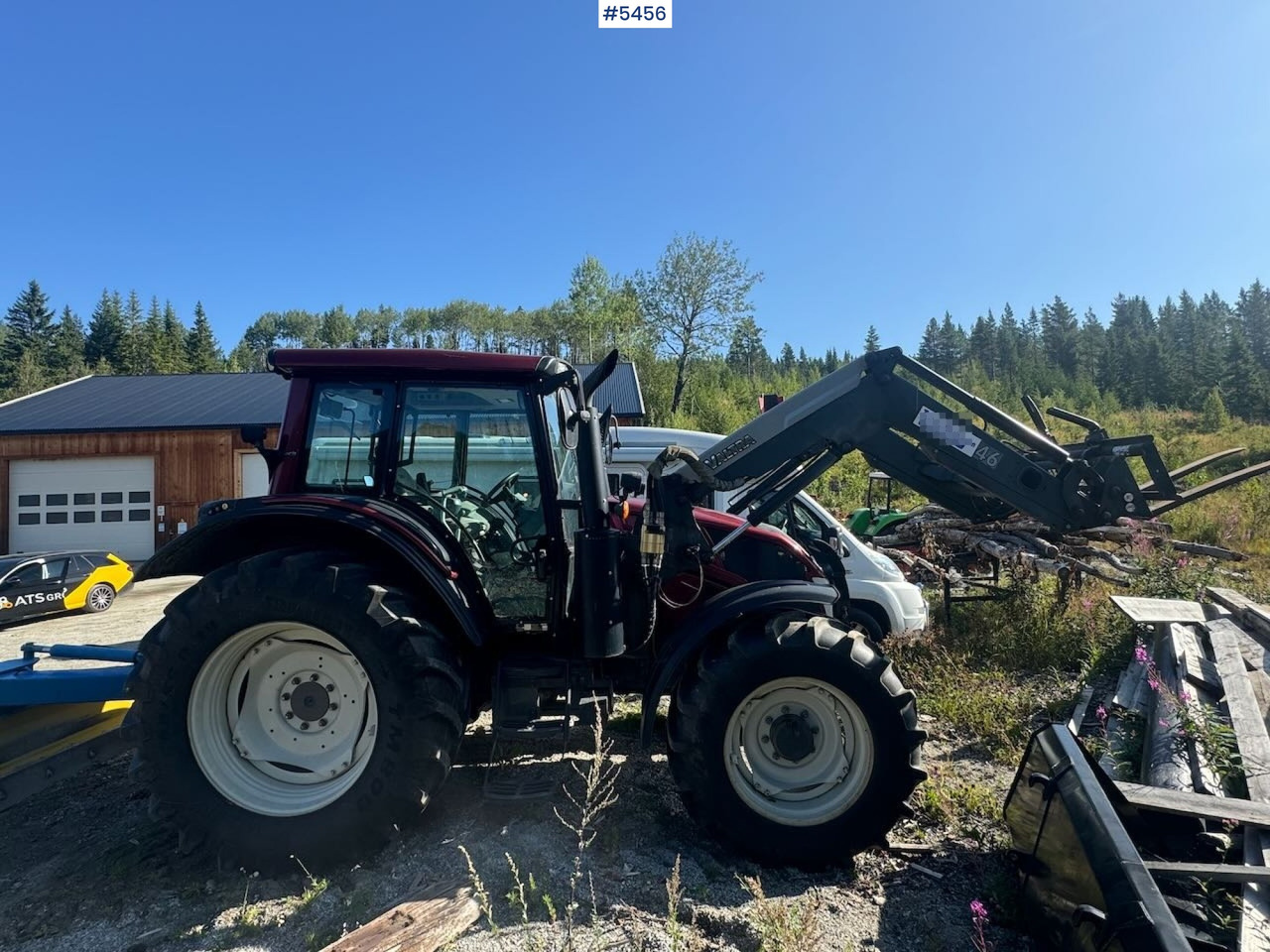 2015 Valtra N123 w/ front loader - Traktori: kuva 2015 Valtra N123 w/ front loader - Traktori 2015 Valtra N123 w/ front loader - Traktori: kuva 2015 Valtra N123 w/ front loader - Traktori