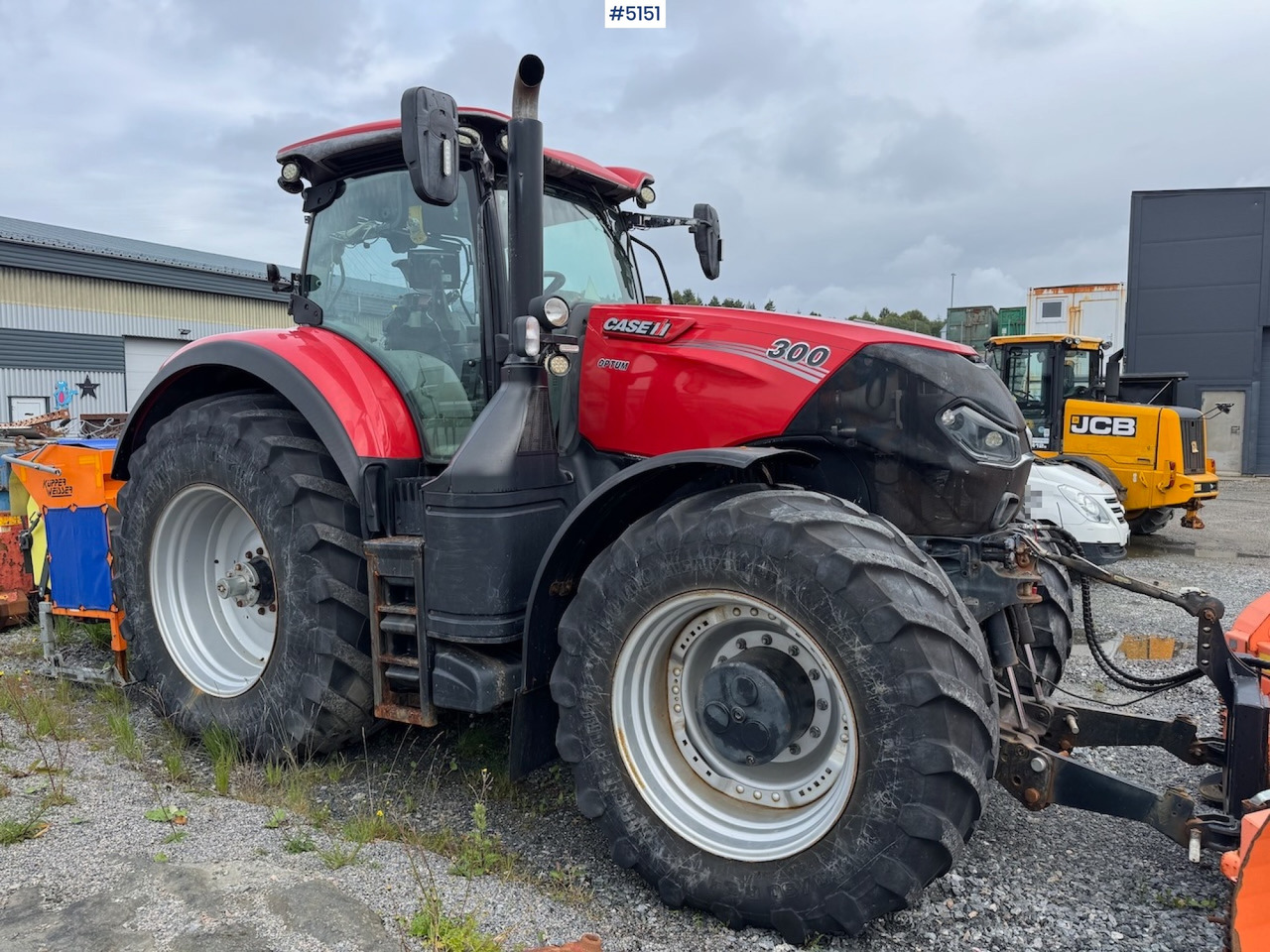2016 Case IH Optum 300 CVX w/front hydraulics and plowing rig - Traktori: kuva 2016 Case IH Optum 300 CVX w/front hydraulics and plowing rig - Traktori 2016 Case IH Optum 300 CVX w/front hydraulics and plowing rig - Traktori: kuva 2016 Case IH Optum 300 CVX w/front hydraulics and plowing rig - Traktori