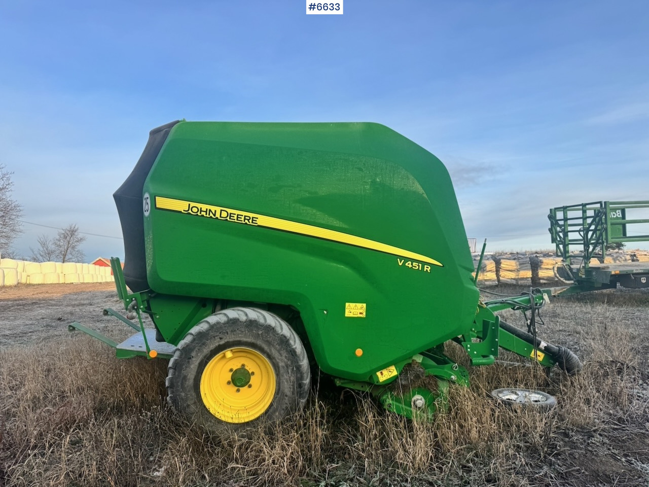 2018 John Deere V451R Round baler - Heinäkone: kuva 2018 John Deere V451R Round baler - Heinäkone 2018 John Deere V451R Round baler - Heinäkone: kuva 2018 John Deere V451R Round baler - Heinäkone