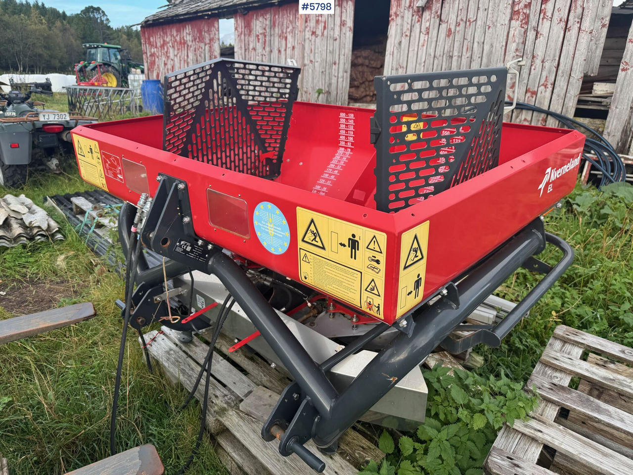 2018 Kverneland Manure spreader. Repair project - Lannoitteenlevitin: kuva 2018 Kverneland Manure spreader. Repair project - Lannoitteenlevitin 2018 Kverneland Manure spreader. Repair project - Lannoitteenlevitin: kuva 2018 Kverneland Manure spreader. Repair project - Lannoitteenlevitin