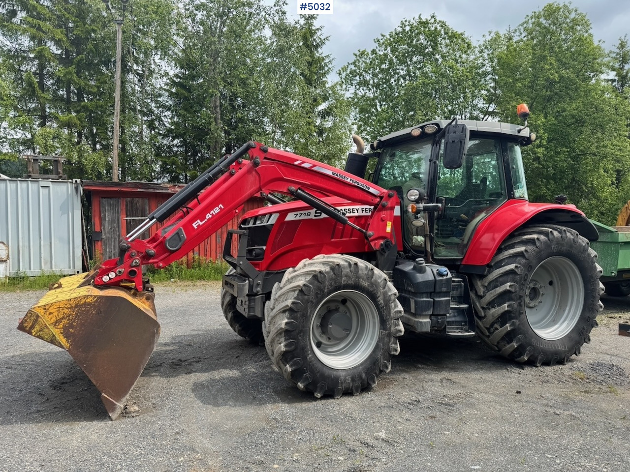 2018 Massey Ferguson 7788 4x4 w/ Front loader and bucket. - Traktori: kuva 2018 Massey Ferguson 7788 4x4 w/ Front loader and bucket. - Traktori 2018 Massey Ferguson 7788 4x4 w/ Front loader and bucket. - Traktori: kuva 2018 Massey Ferguson 7788 4x4 w/ Front loader and bucket. - Traktori