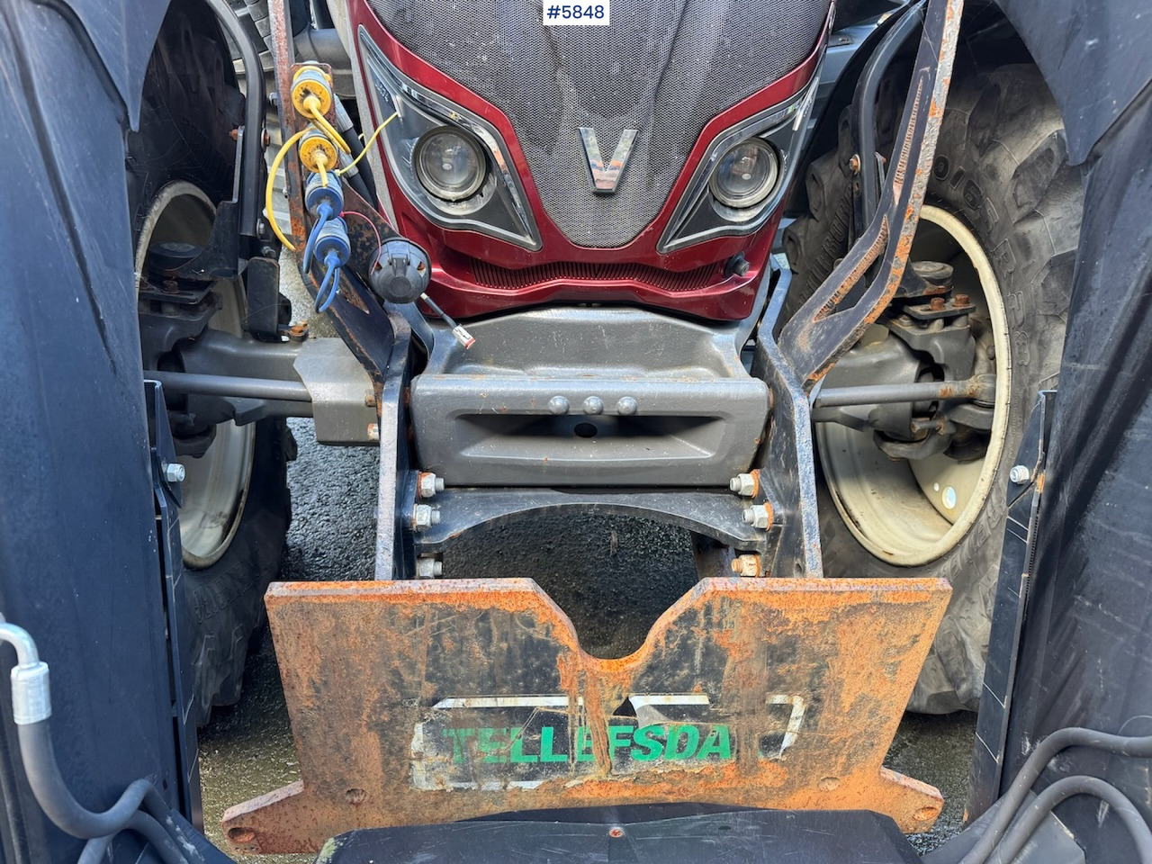 2018 Valtra N174 w/ front loader and plow plate. - Traktori: kuva 2018 Valtra N174 w/ front loader and plow plate. - Traktori 2018 Valtra N174 w/ front loader and plow plate. - Traktori: kuva 2018 Valtra N174 w/ front loader and plow plate. - Traktori