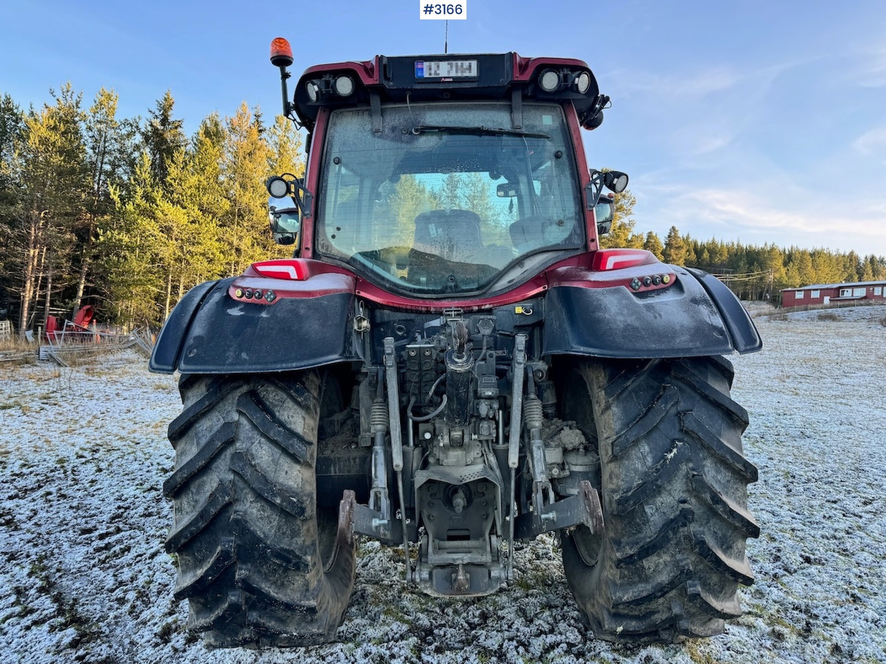 2019 Valtra N174 4x4 With front loader, snowplow blade, and 2 sets of tires. 2770 hours! - Traktori: kuva 2019 Valtra N174 4x4 With front loader, snowplow blade, and 2 sets of tires. 2770 hours! - Traktori 2019 Valtra N174 4x4 With front loader, snowplow blade, and 2 sets of tires. 2770 hours! - Traktori: kuva 2019 Valtra N174 4x4 With front loader, snowplow blade, and 2 sets of tires. 2770 hours! - Traktori