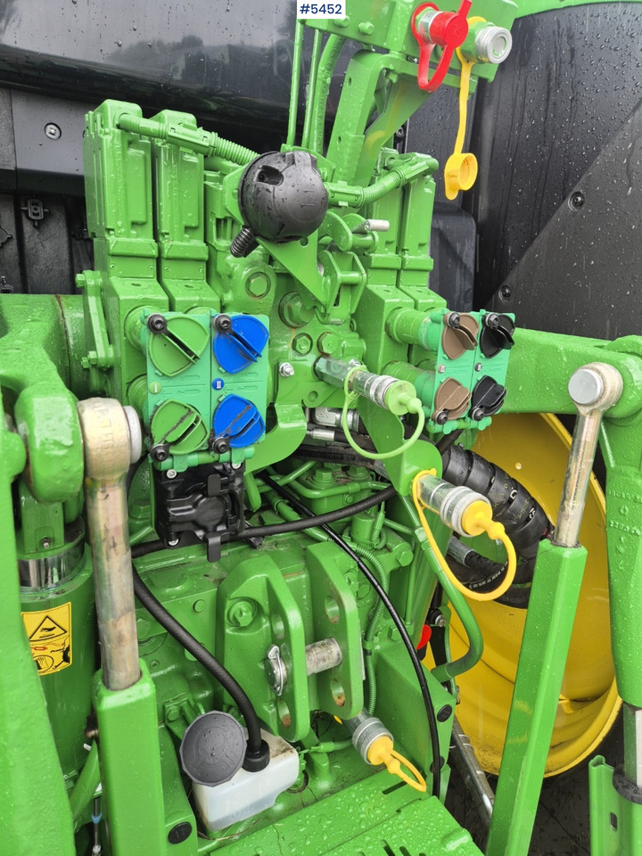 2024 John Deere 6155M w/ front hydraulics & PTO - Traktori: kuva 2024 John Deere 6155M w/ front hydraulics & PTO - Traktori 2024 John Deere 6155M w/ front hydraulics & PTO - Traktori: kuva 2024 John Deere 6155M w/ front hydraulics & PTO - Traktori
