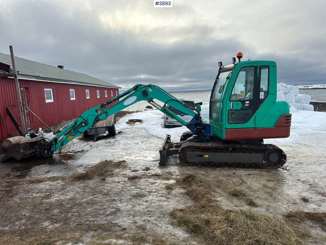 22003 IHI 45N excavator w/ 3 buckets - Kaivuri: kuva 22003 IHI 45N excavator w/ 3 buckets - Kaivuri 22003 IHI 45N excavator w/ 3 buckets - Kaivuri: kuva 22003 IHI 45N excavator w/ 3 buckets - Kaivuri