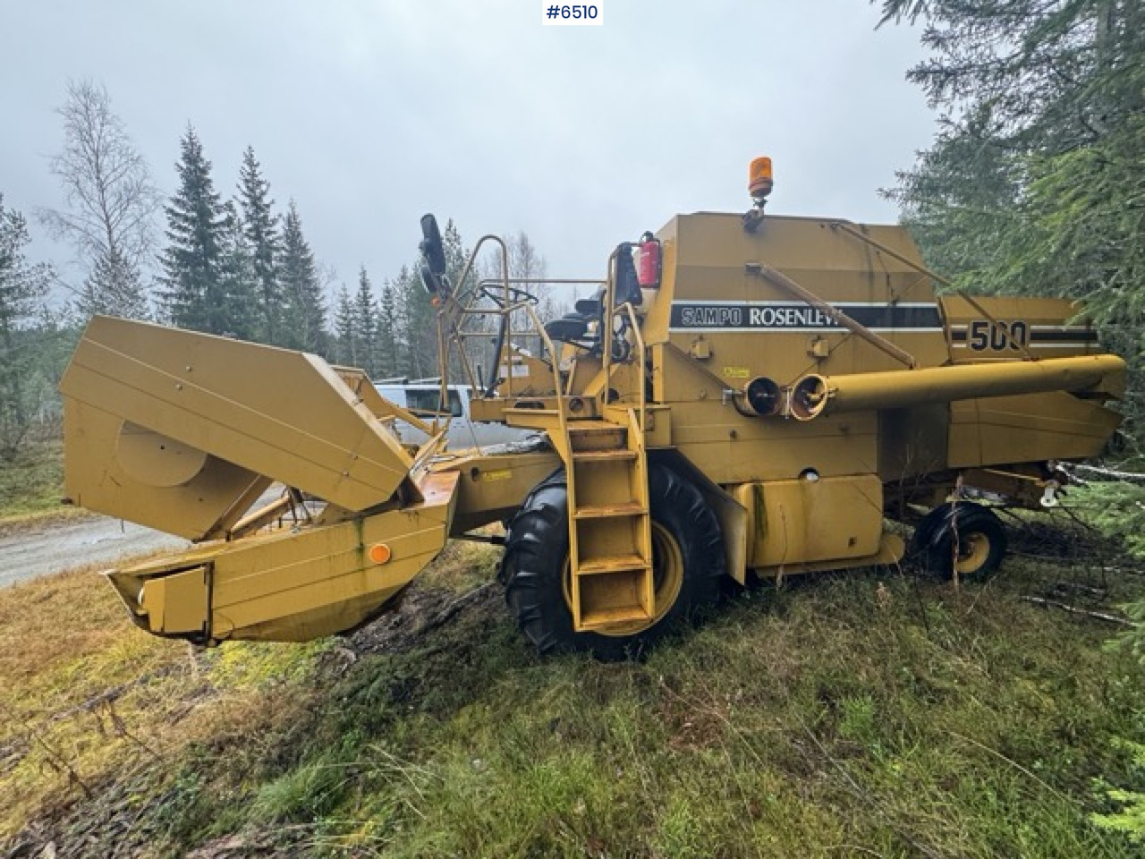 Approx. 1985 Sampo Rosenlew 500 combine harvester - Leikkuupuimuri: kuva Approx. 1985 Sampo Rosenlew 500 combine harvester - Leikkuupuimuri Approx. 1985 Sampo Rosenlew 500 combine harvester - Leikkuupuimuri: kuva Approx. 1985 Sampo Rosenlew 500 combine harvester - Leikkuupuimuri