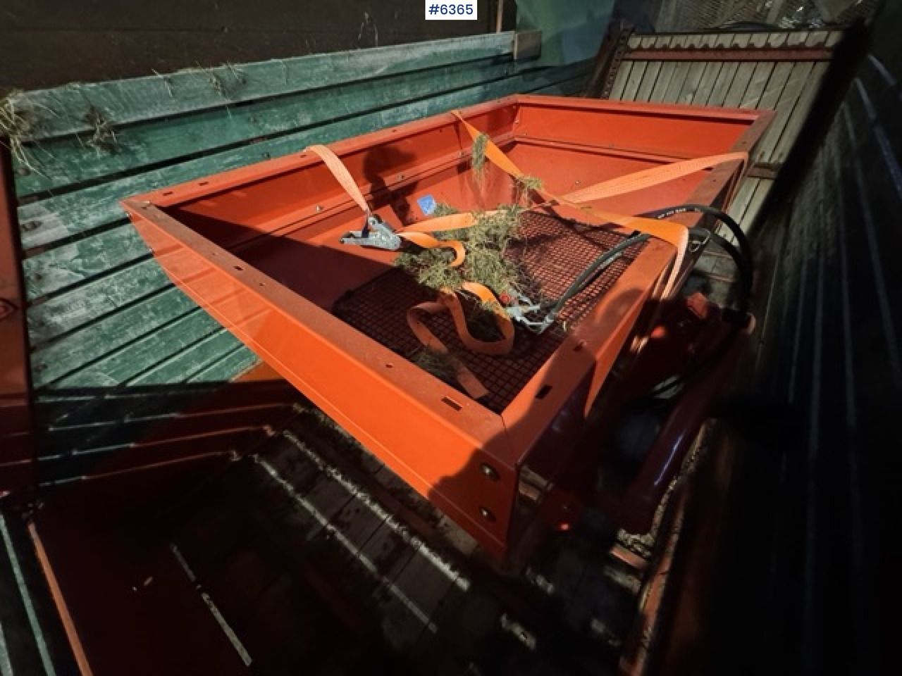 Approx. 1990 Kverneland UN7000 unloading wagon - Lannoitteenlevitin: kuva Approx. 1990 Kverneland UN7000 unloading wagon - Lannoitteenlevitin Approx. 1990 Kverneland UN7000 unloading wagon - Lannoitteenlevitin: kuva Approx. 1990 Kverneland UN7000 unloading wagon - Lannoitteenlevitin